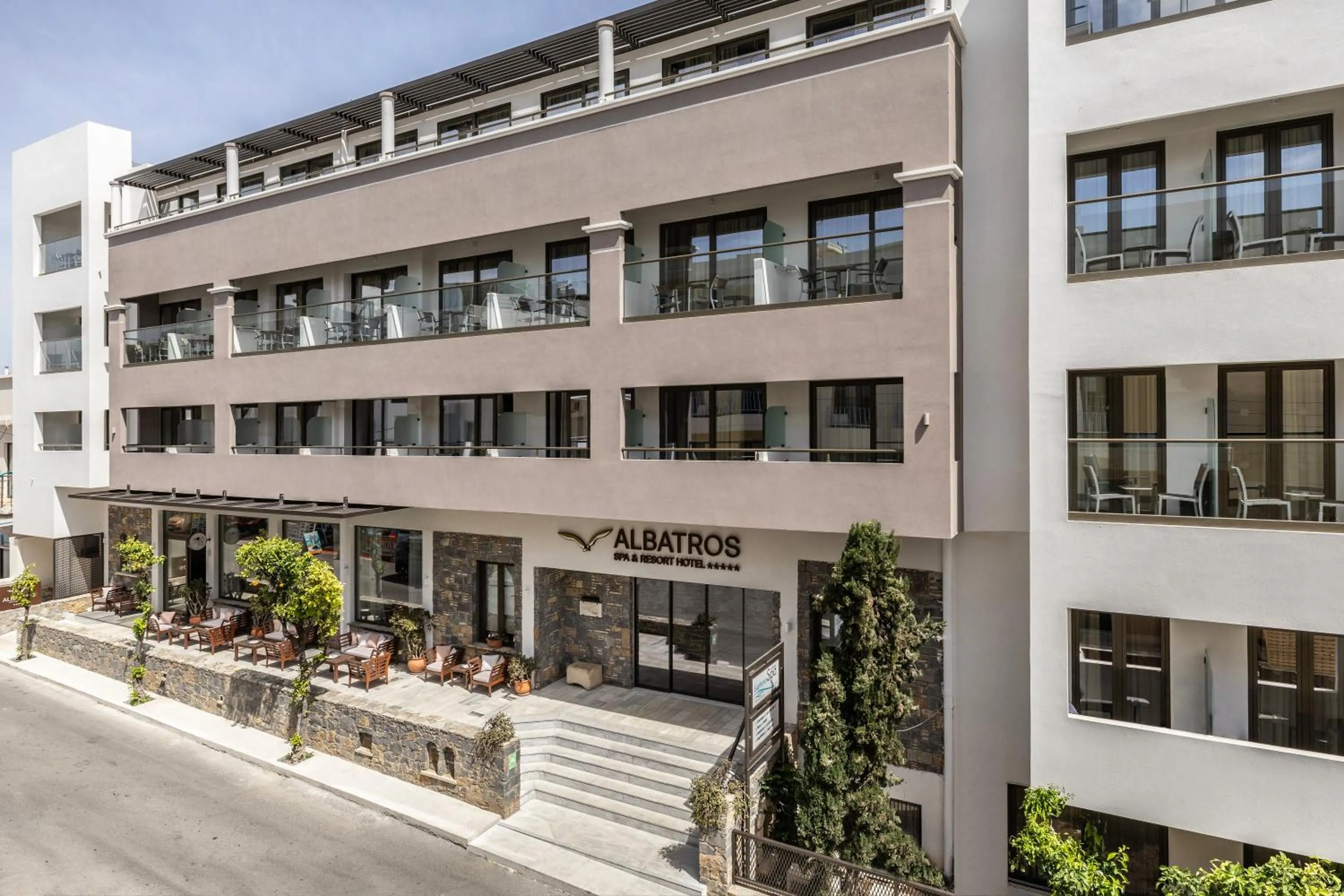 Property building in Albatros Spa & Resort Hotel