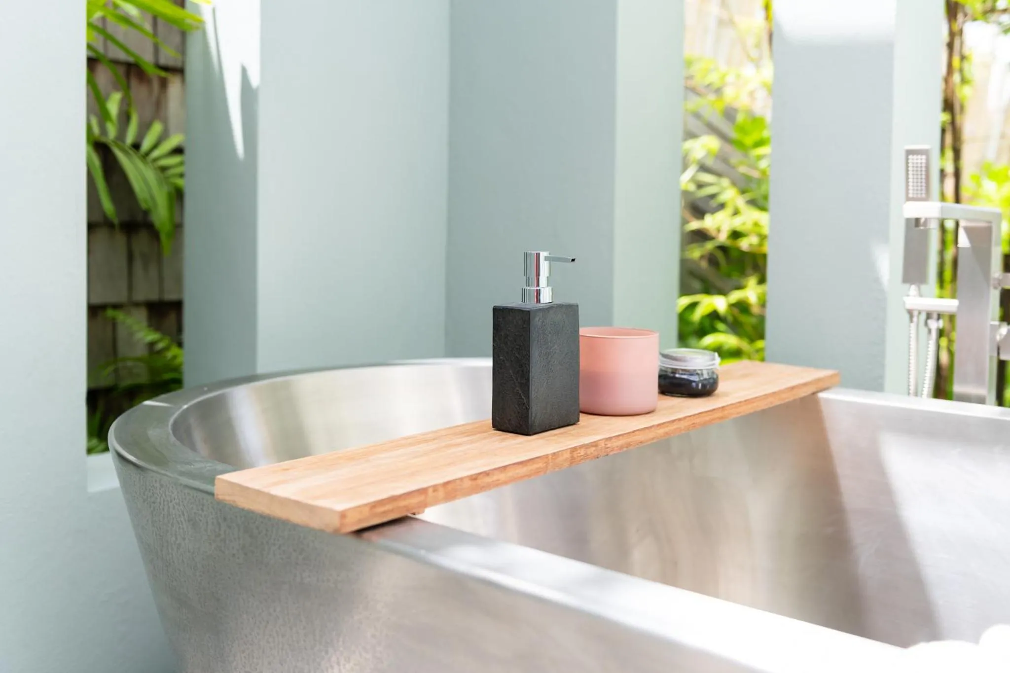 Open Air Bath in Villa Kaya