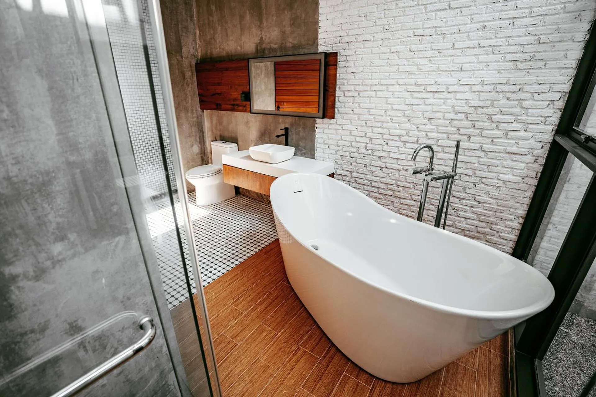 Toilet in The Bloc @ Sea