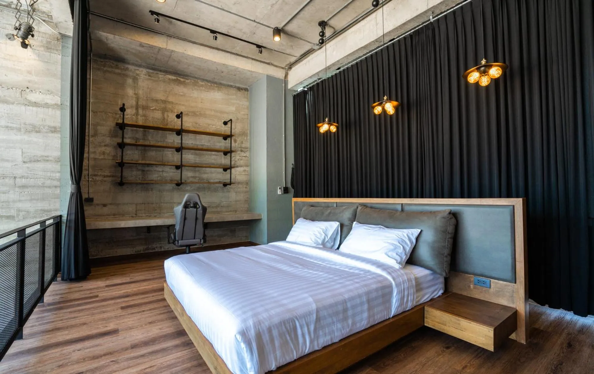 Bed in The Bloc @ Sea