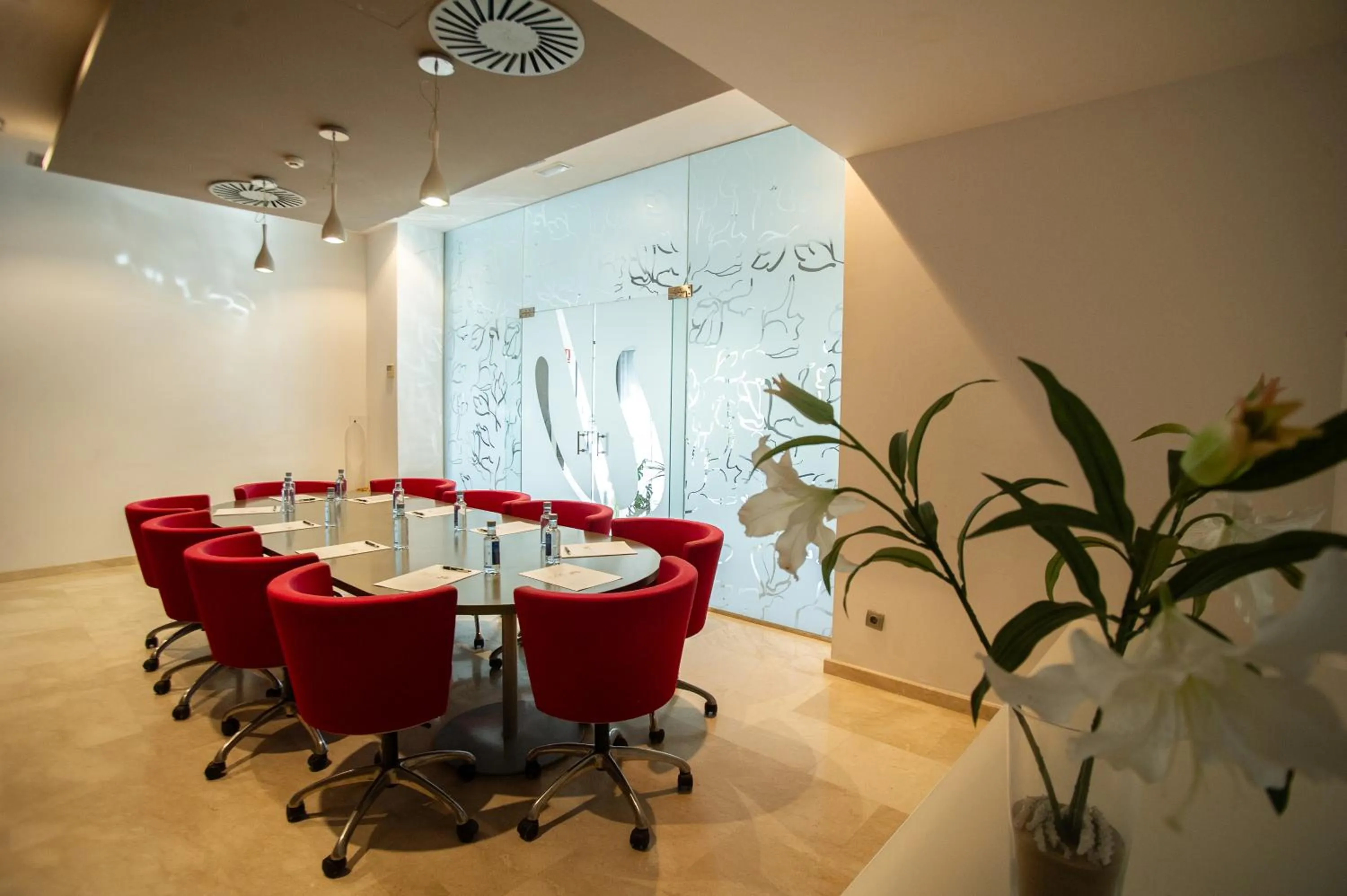 Meeting/conference room in AZZ Valencia Táctica Hotel