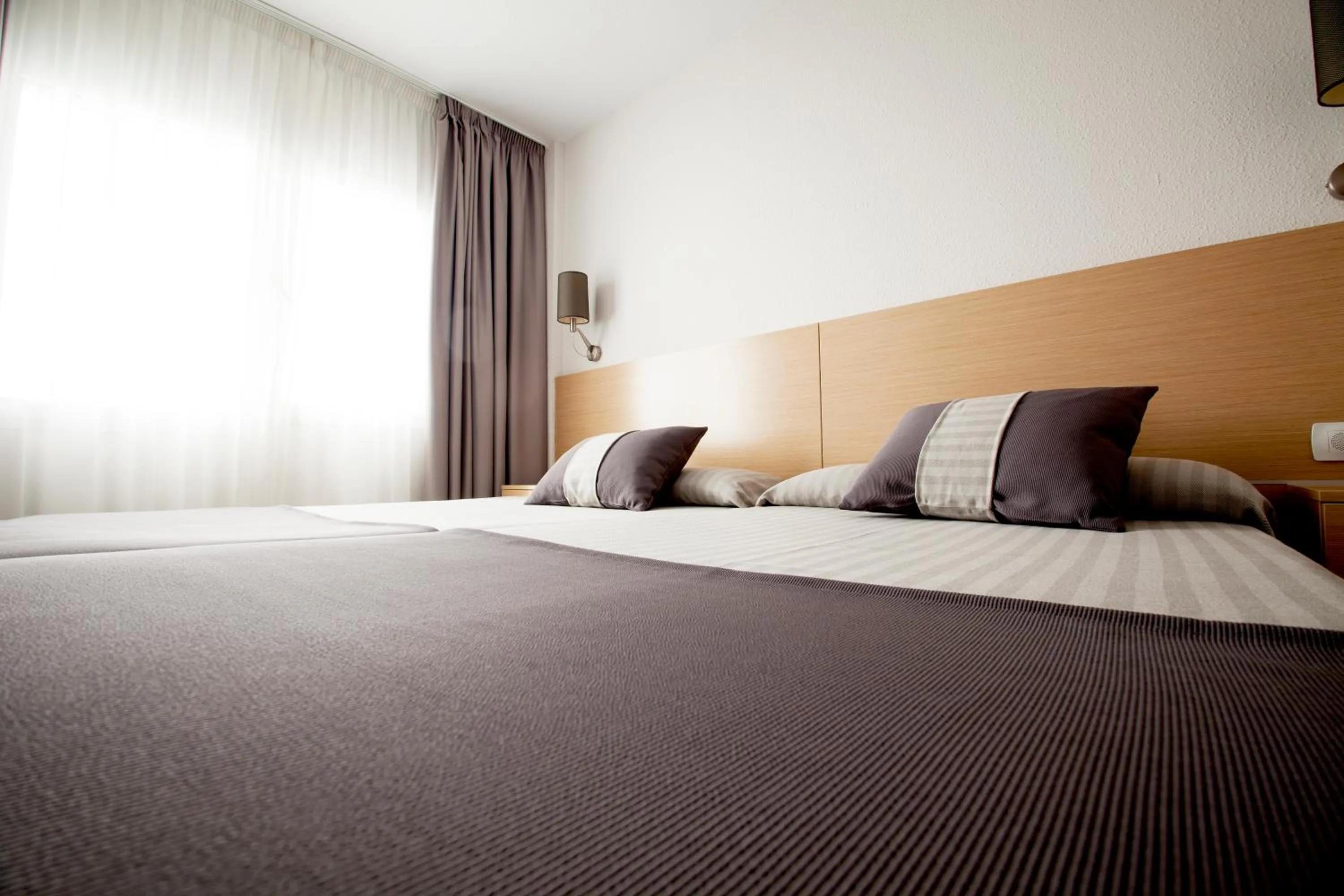 Bed in Aparthotel Acuazul