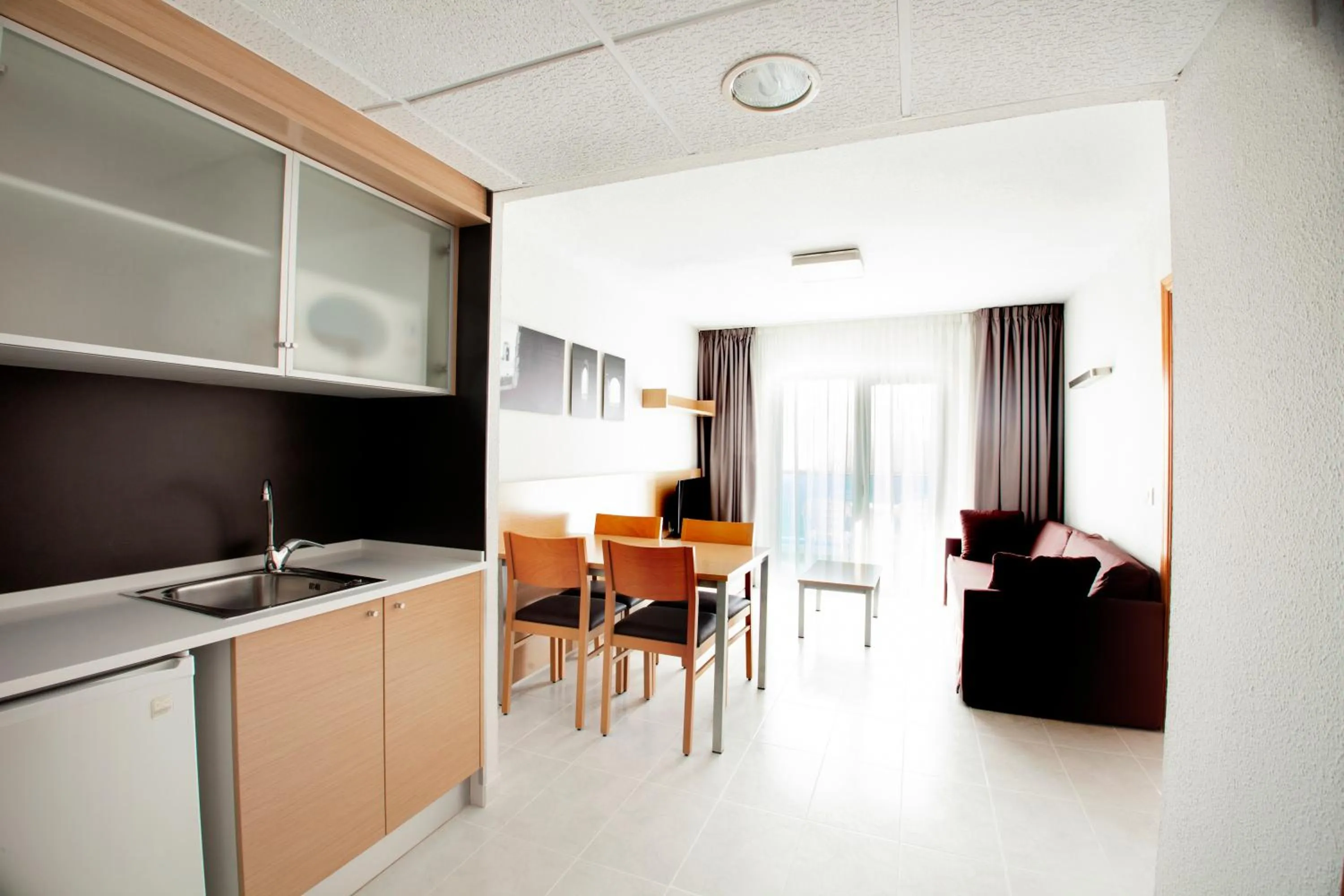 Photo of the whole room in Aparthotel Acuazul