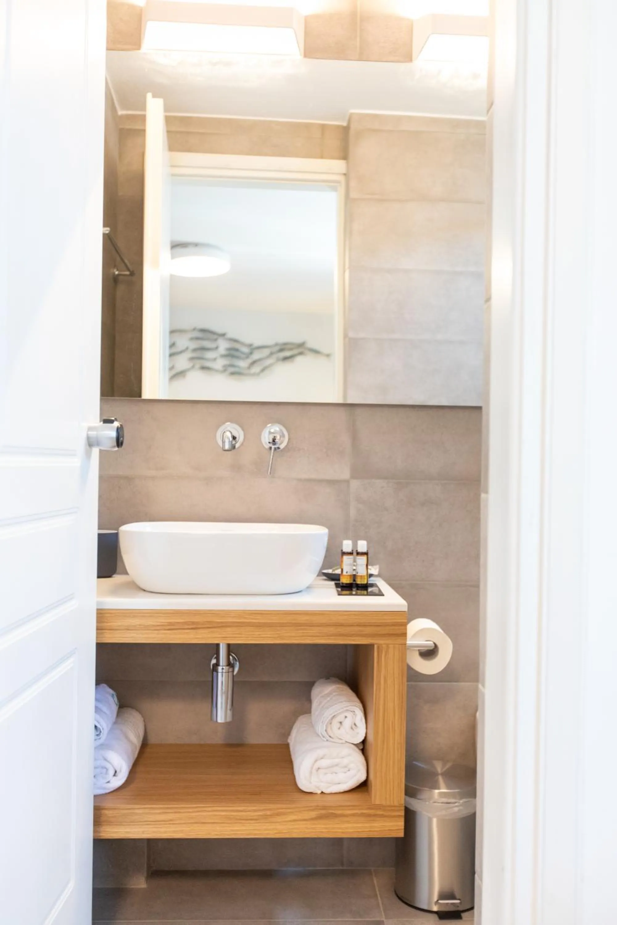 Bathroom in Iris Skiathos