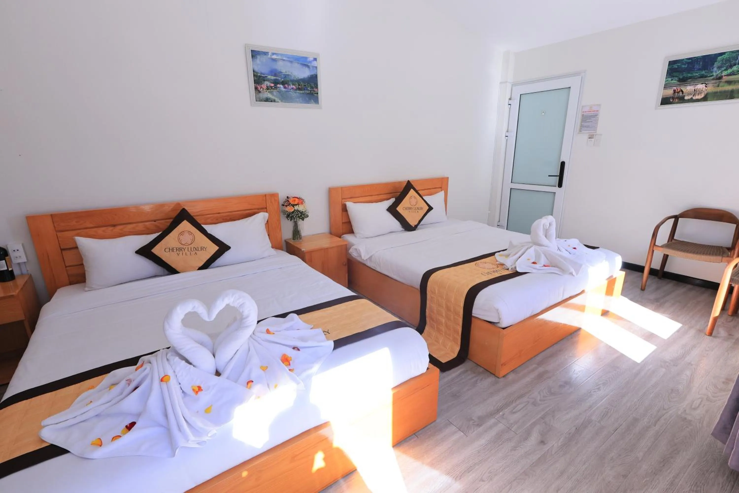 Bedroom in Cherry Luxury Hotel