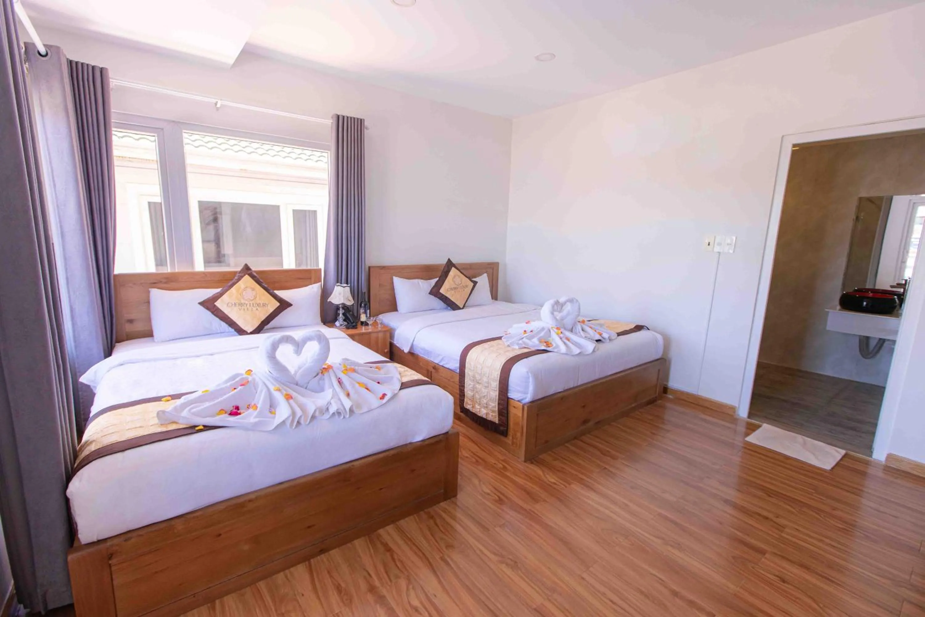 Bedroom in Cherry Luxury Hotel