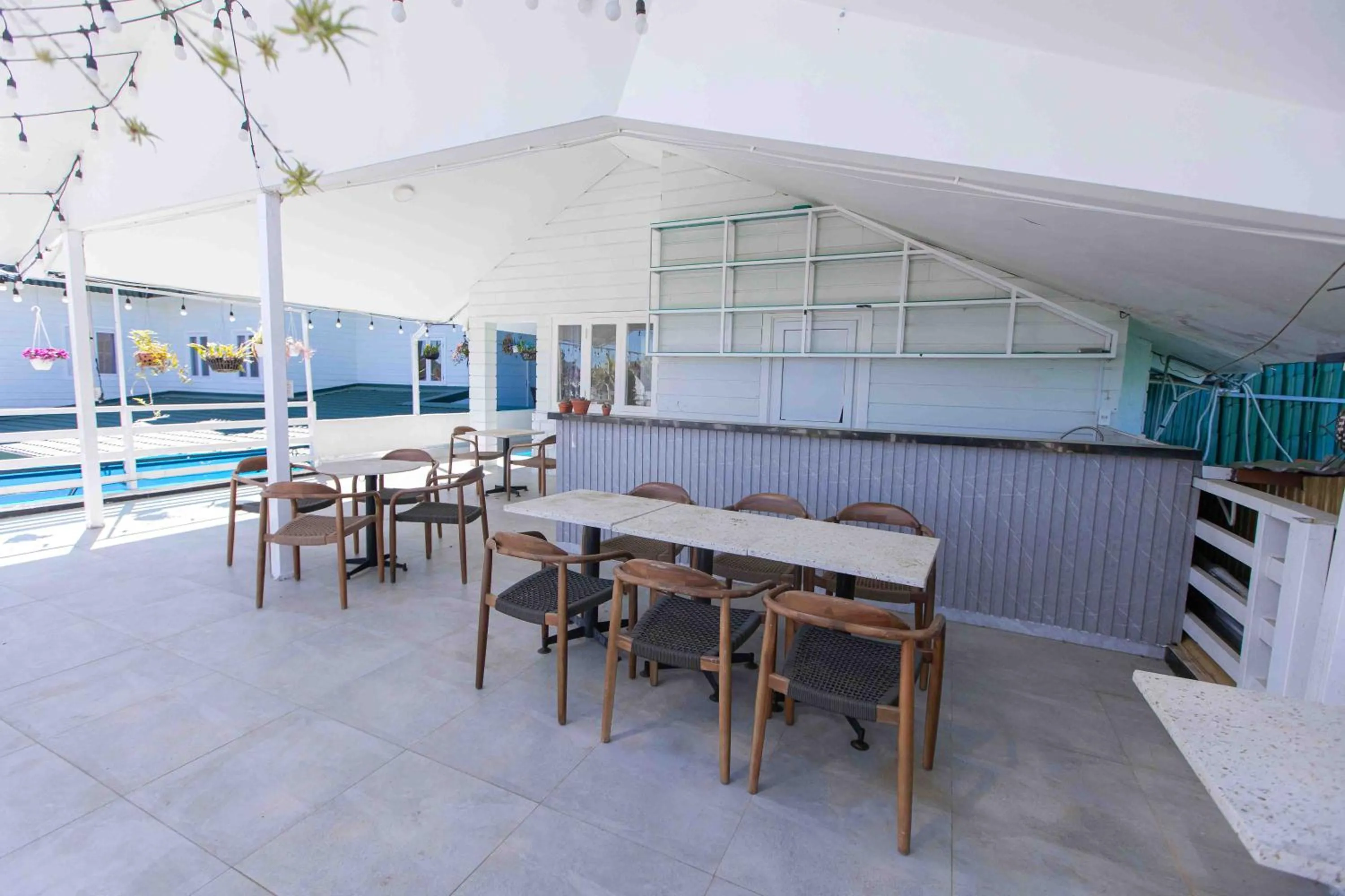 Balcony/Terrace in Cherry Luxury Hotel