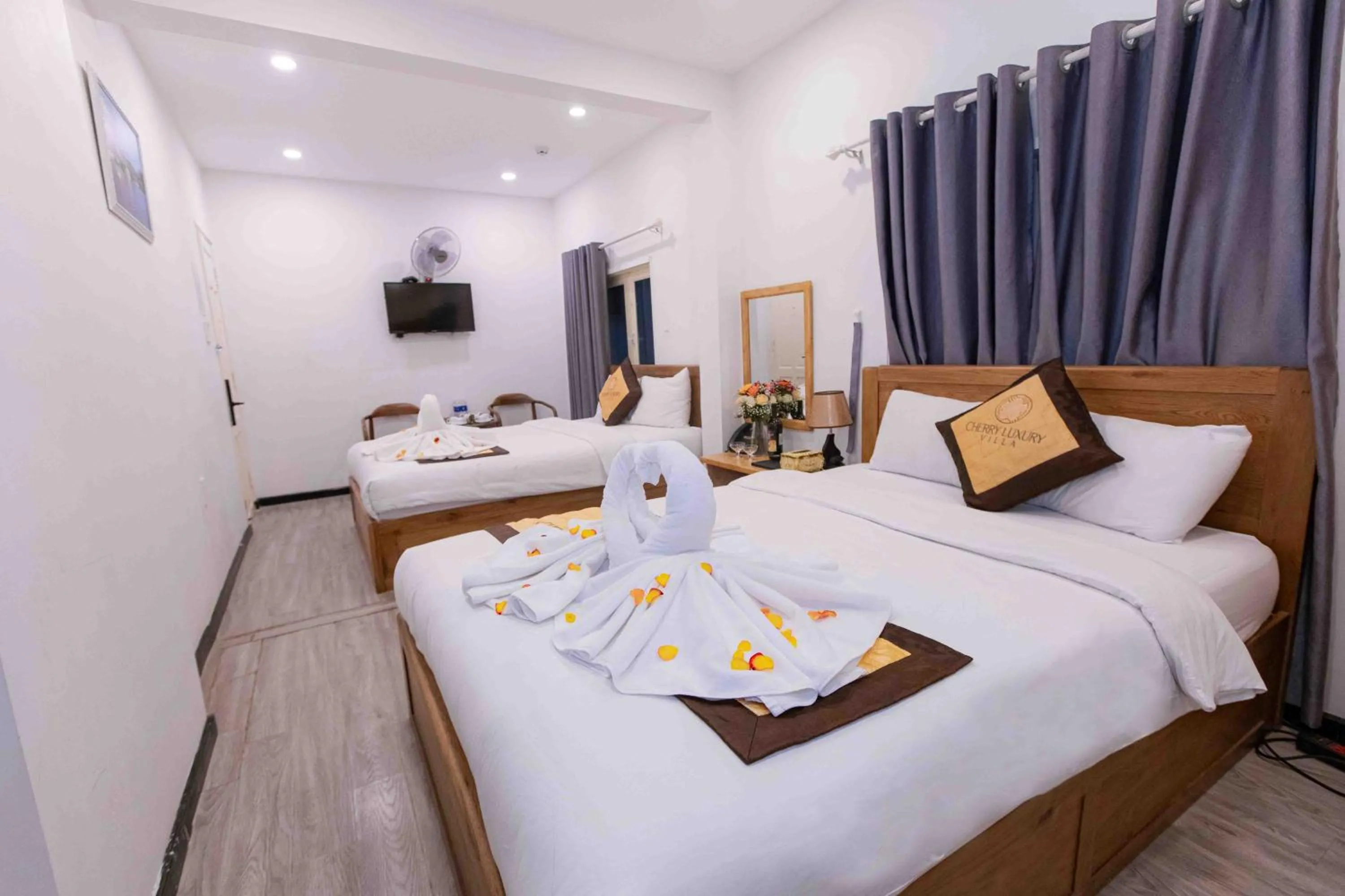 Bedroom in Cherry Luxury Hotel