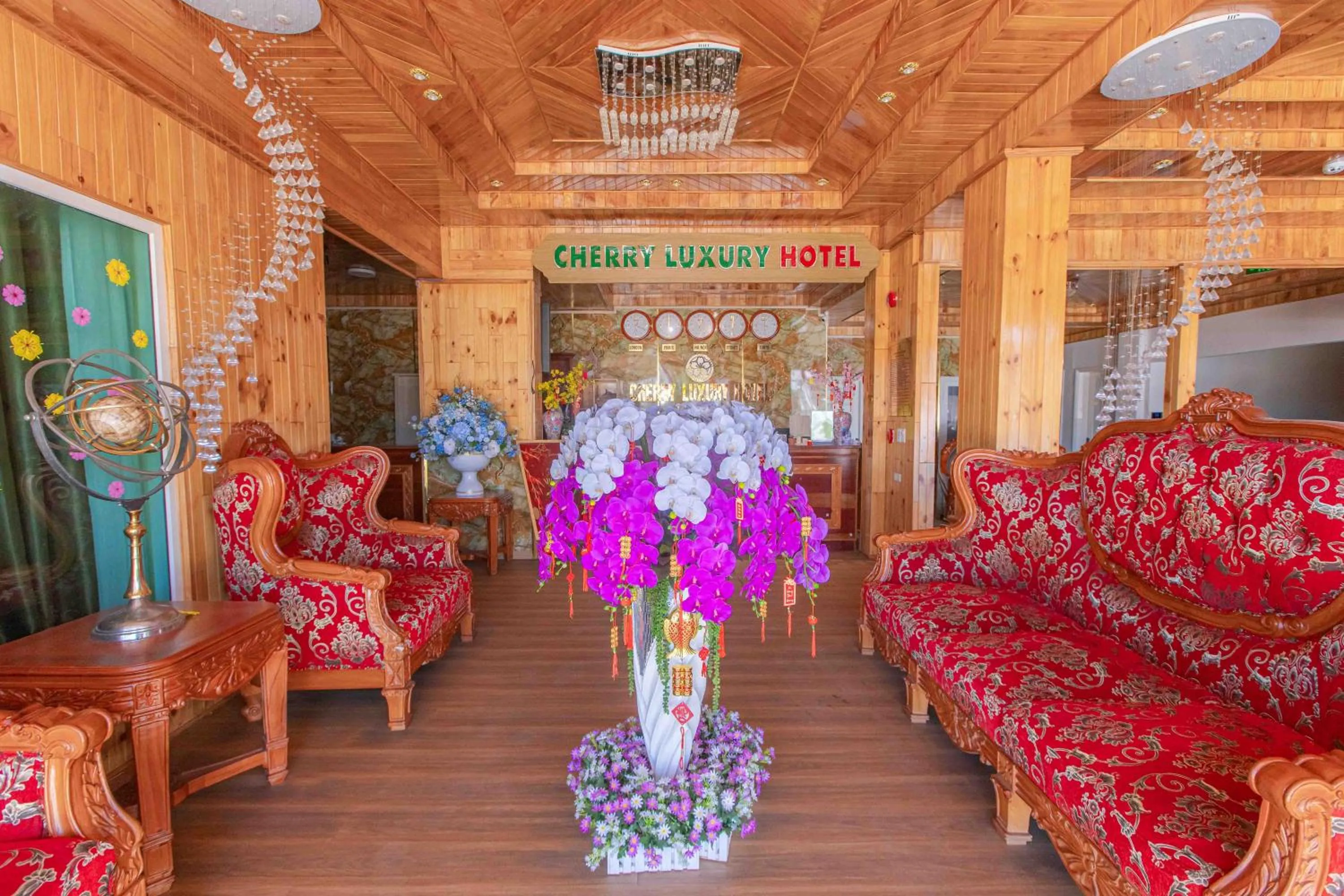 Living room in Cherry Luxury Hotel