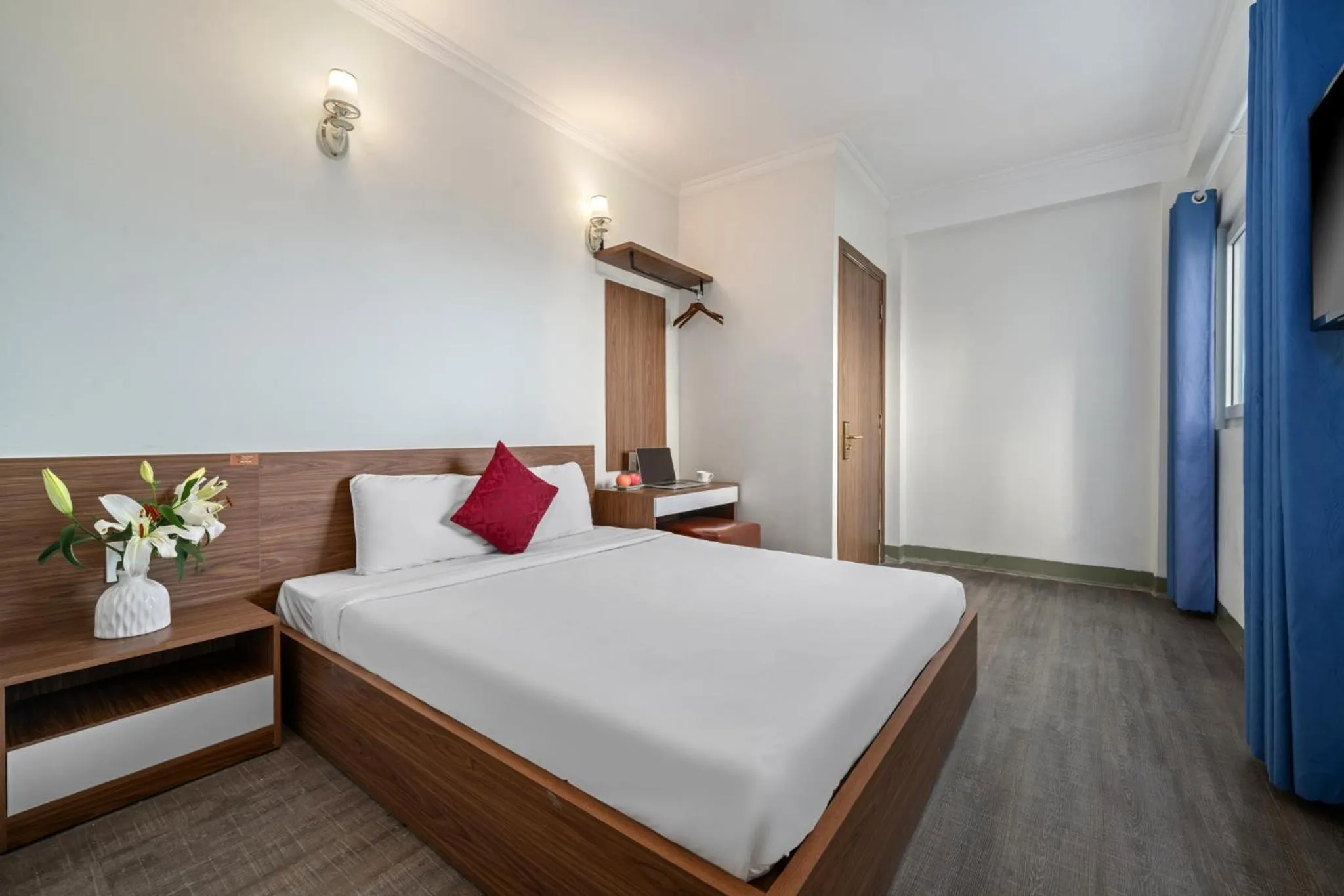 TV and multimedia, Bed in NAMI HOTEL Nha Trang