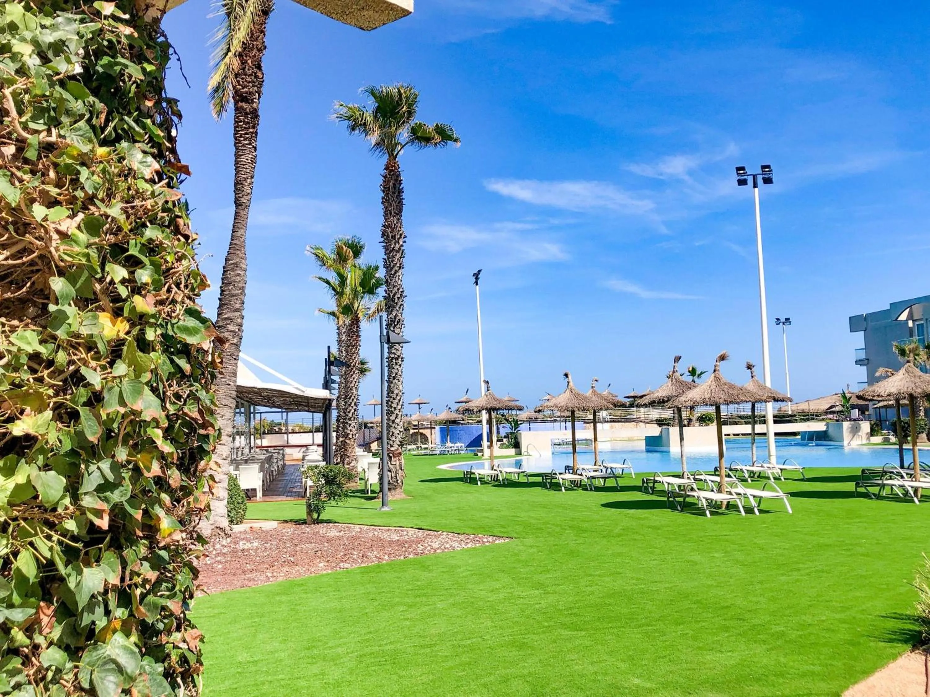 Garden in Eix Platja Daurada Hotel & SPA