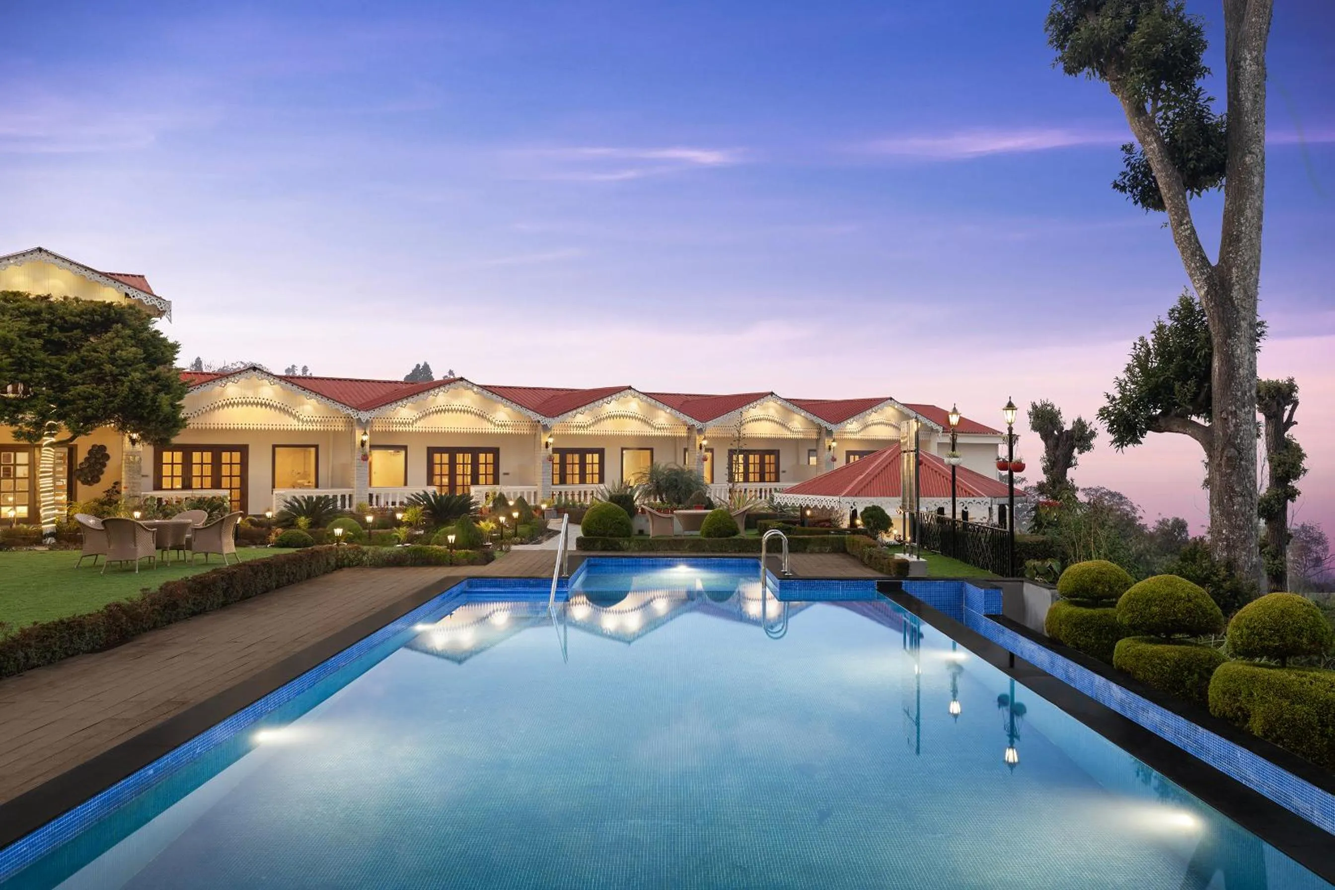 Swimming pool in Fortune Resort Kalimpong - Member ITC Hotels' Group