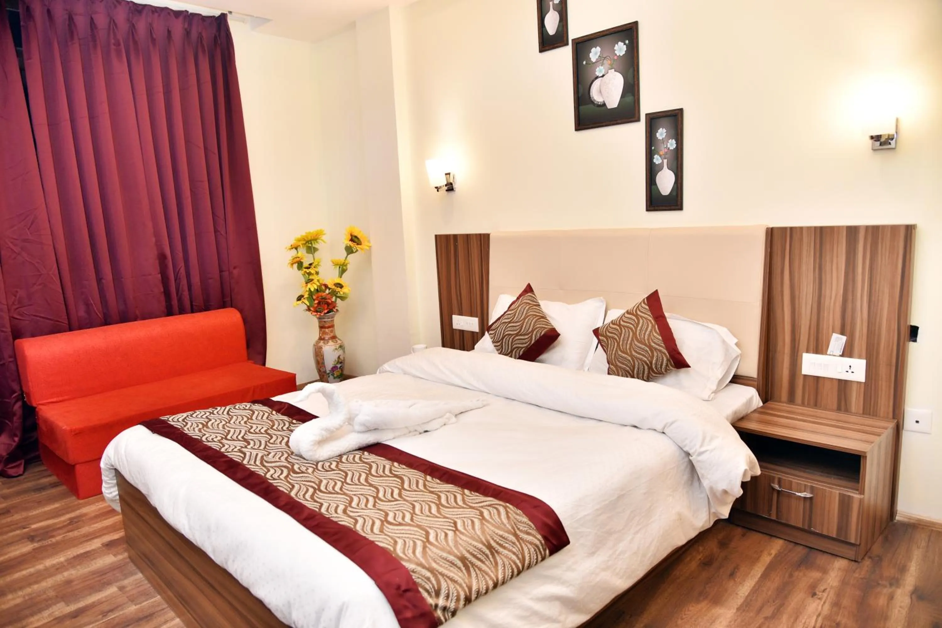 Bedroom, Bed in Rufina Palm Bliss