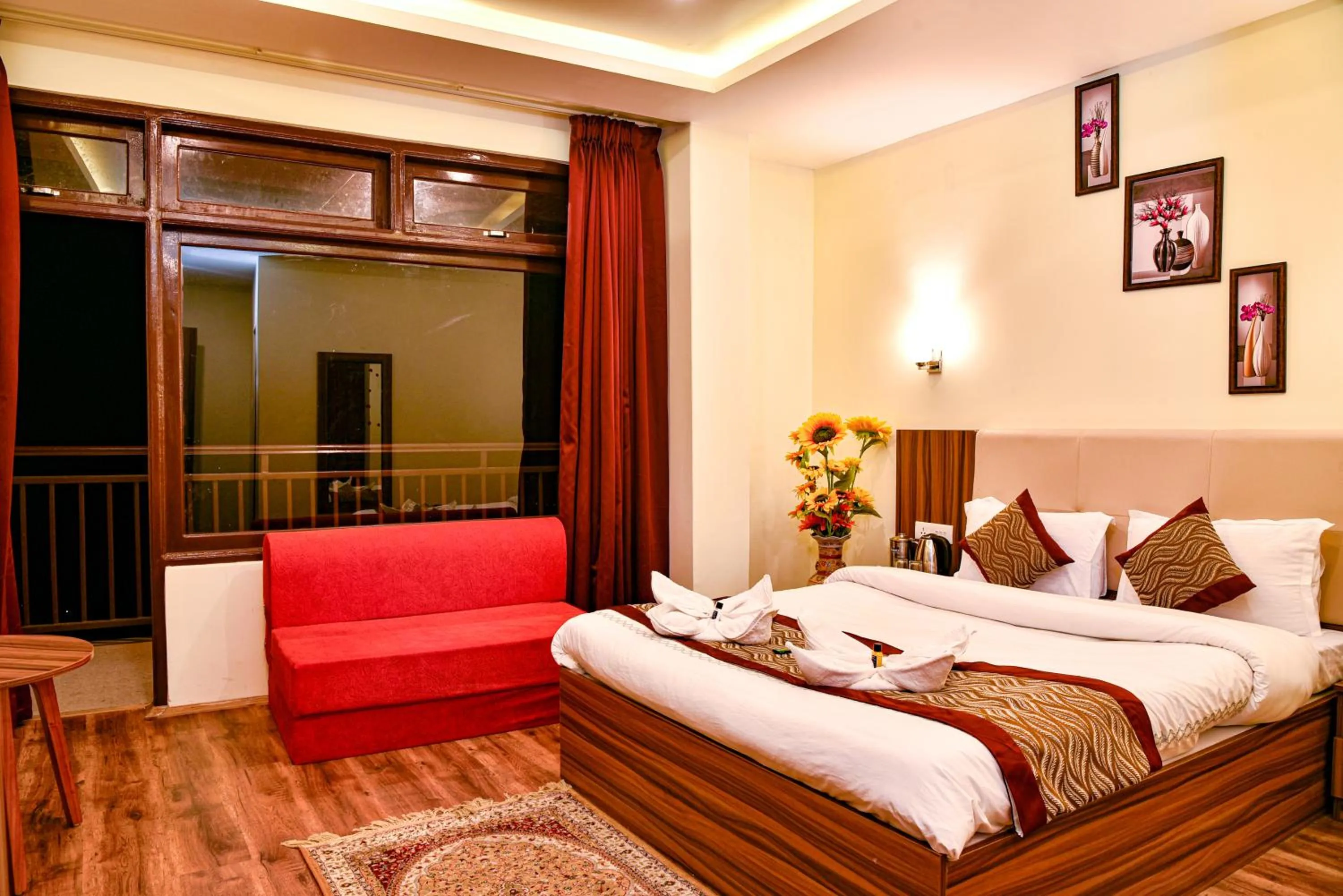 Photo of the whole room, Bed in Rufina Palm Bliss