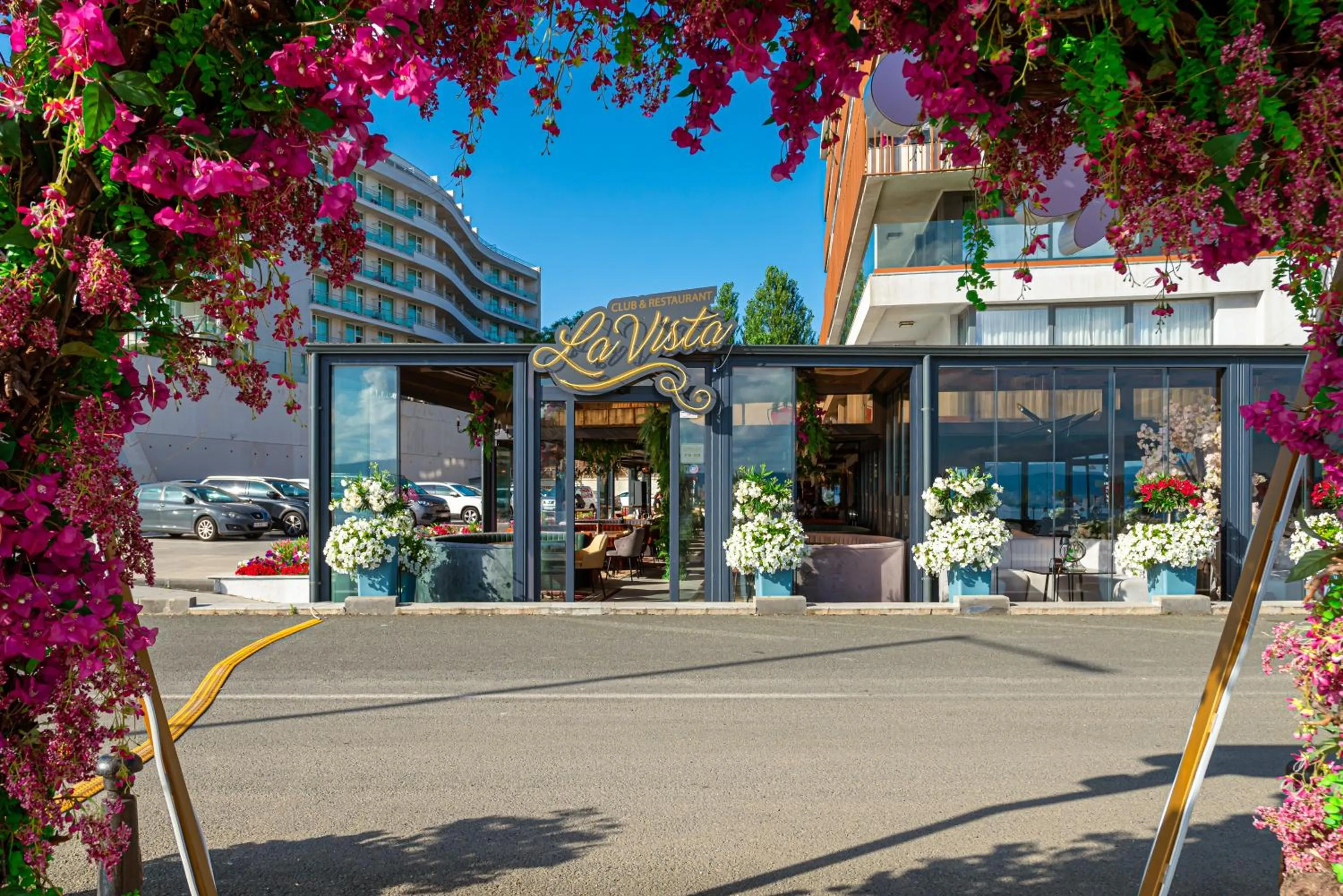 Restaurant/places to eat in Paradiso Dreams Hotel