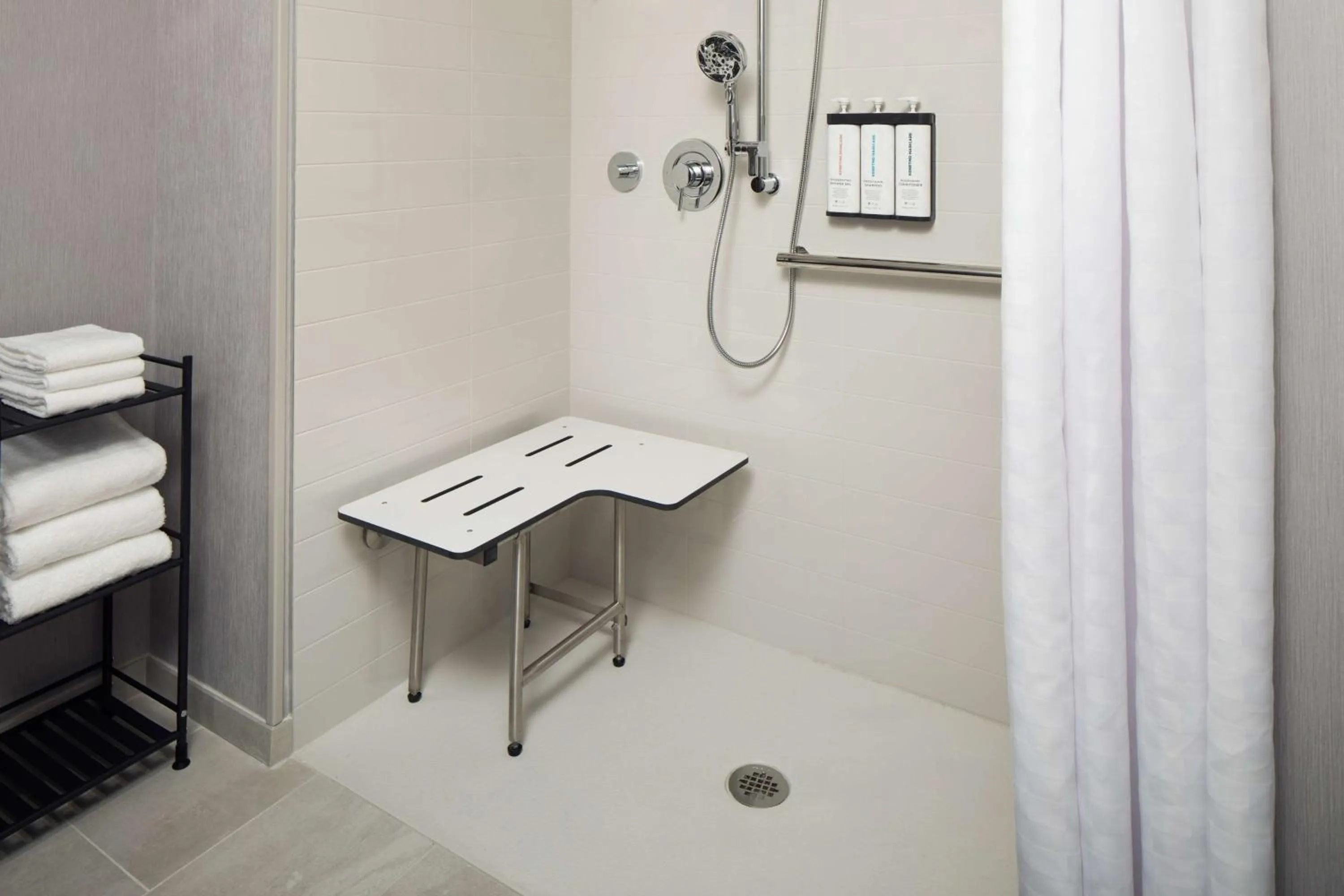 Bathroom in Hyatt Place Boise-Meridian