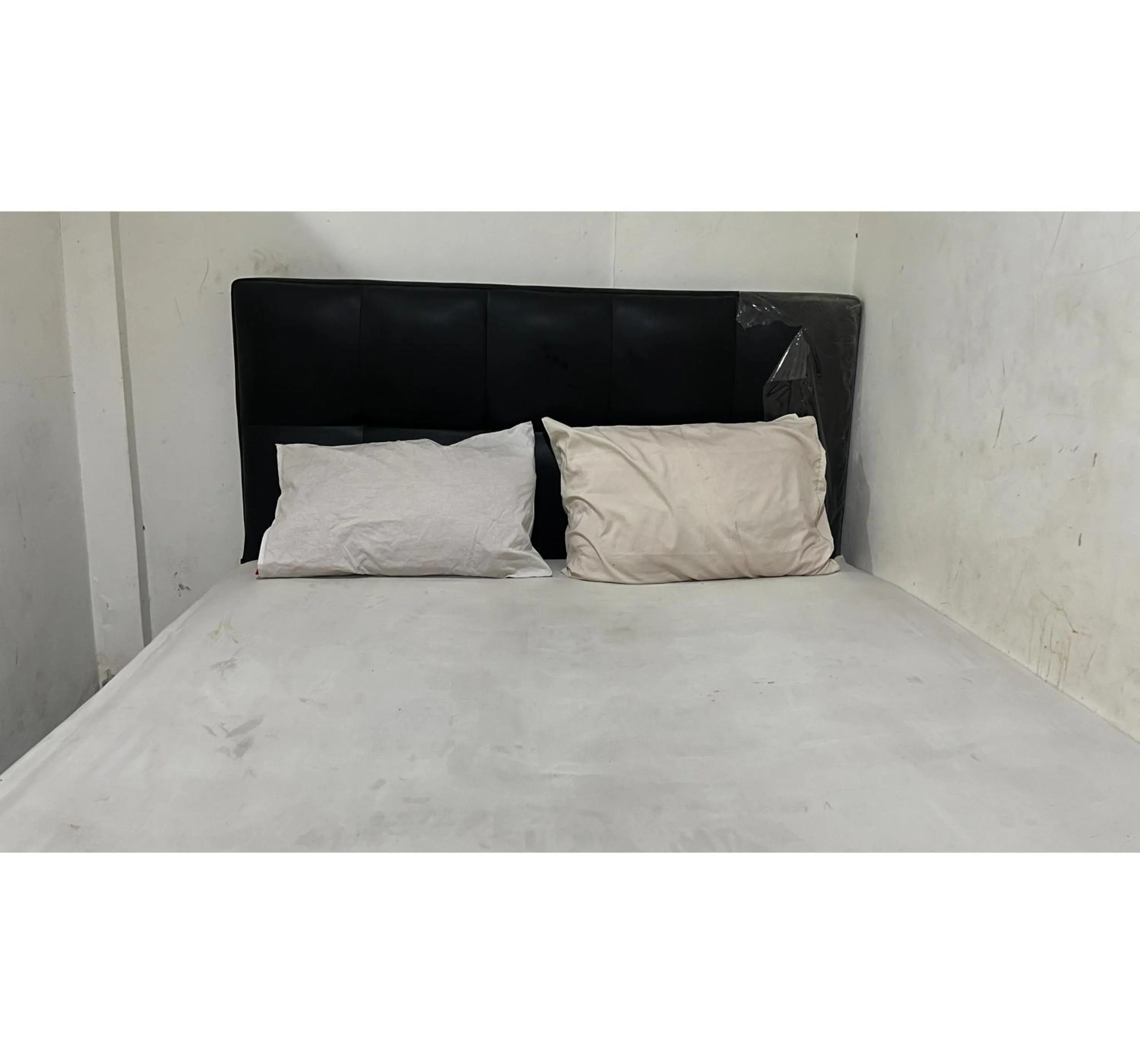 Bedroom, Bed in Hotel O Penginapan Fajar Syariah