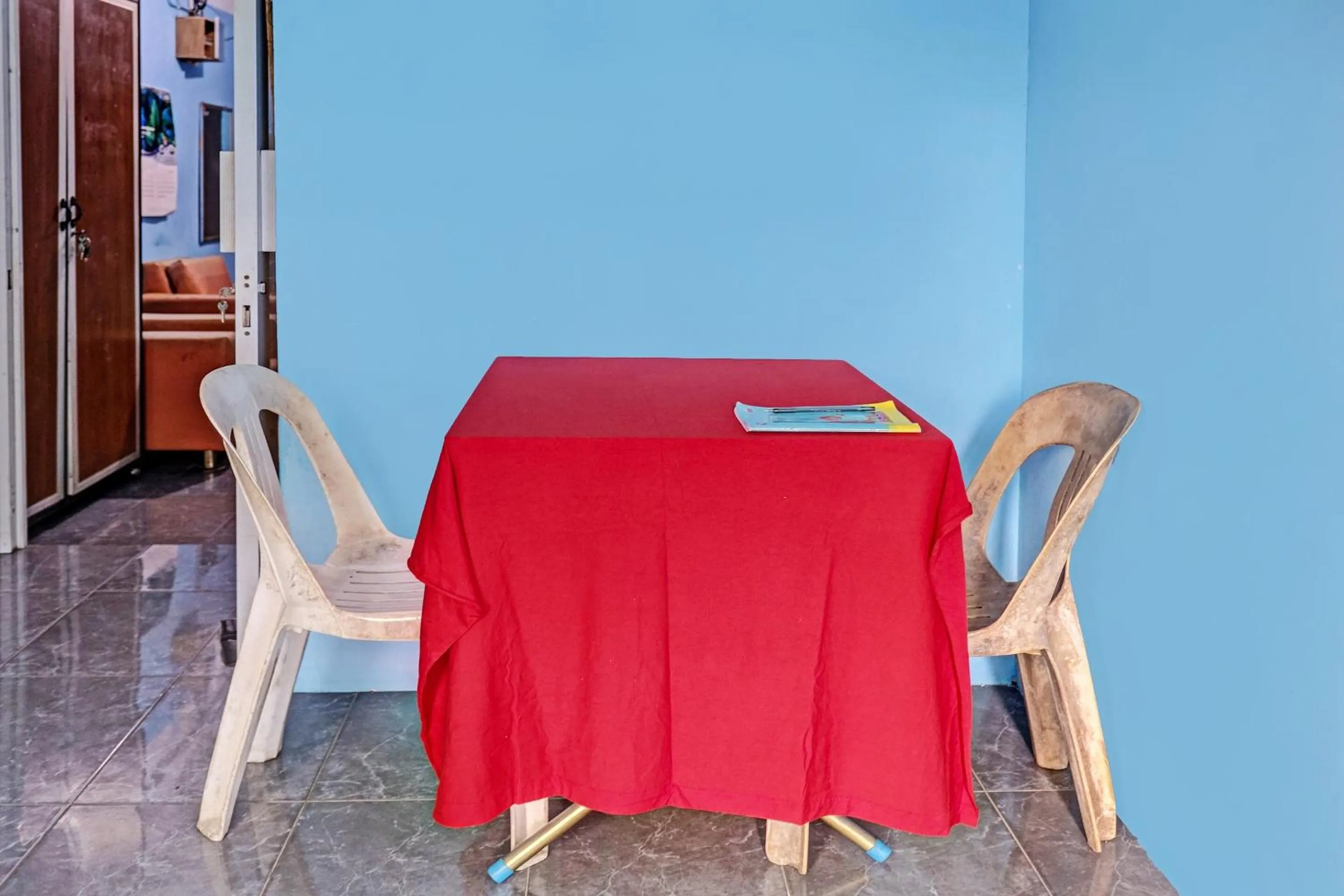 Lobby or reception in Hotel O Ririn Homestay