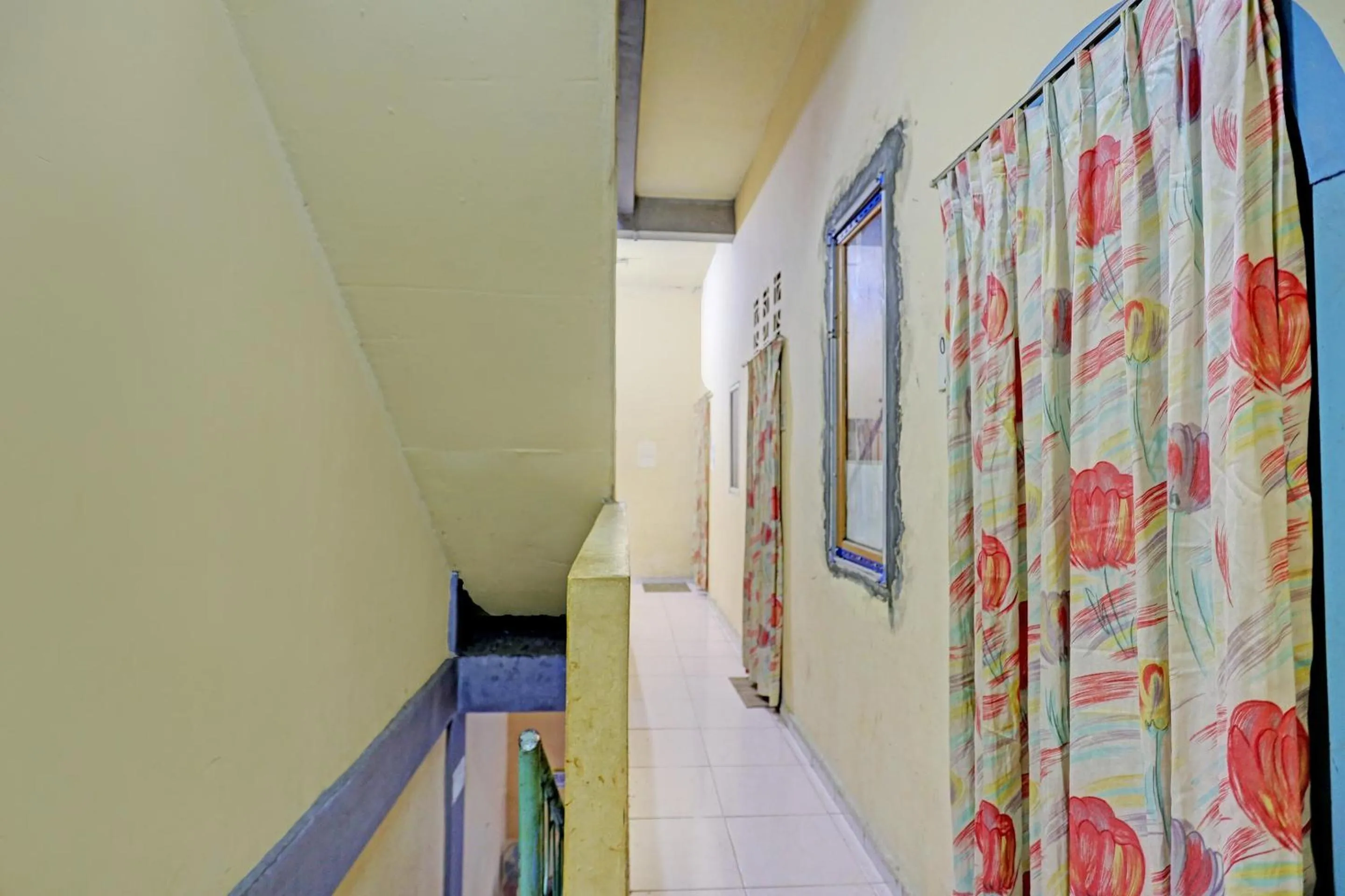 Lobby or reception in Hotel O Ririn Homestay