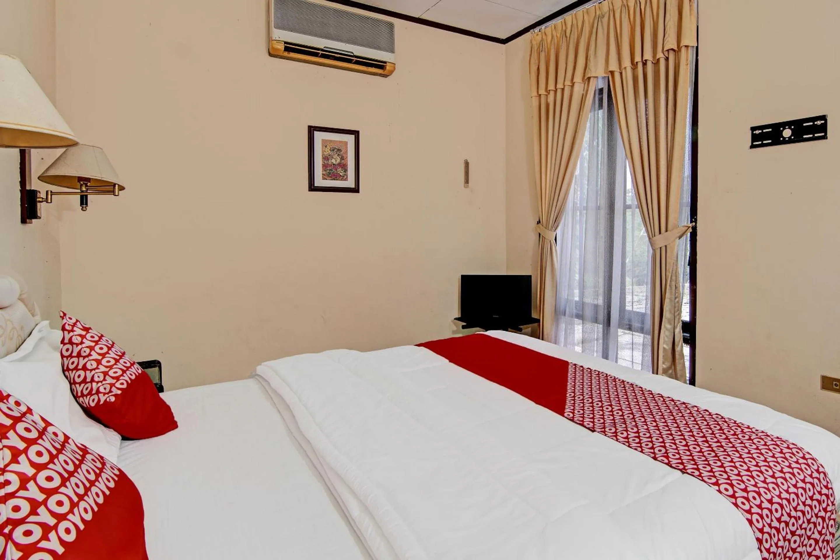 Bedroom, Bed in Hotel O Rindu Sempadan Near Taman Wisata Rindu Sempadan