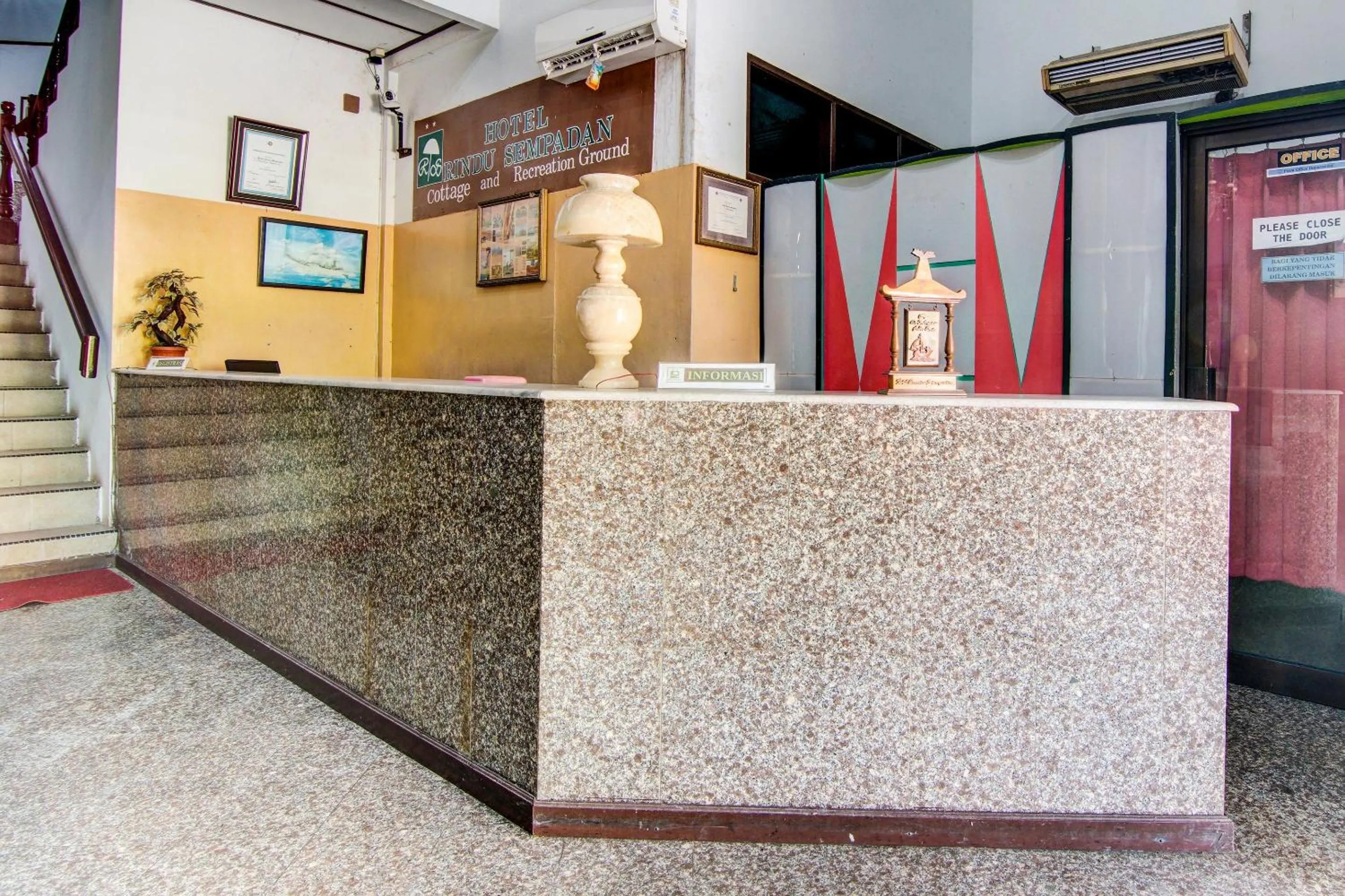 Lobby or reception in Hotel O Rindu Sempadan Near Taman Wisata Rindu Sempadan