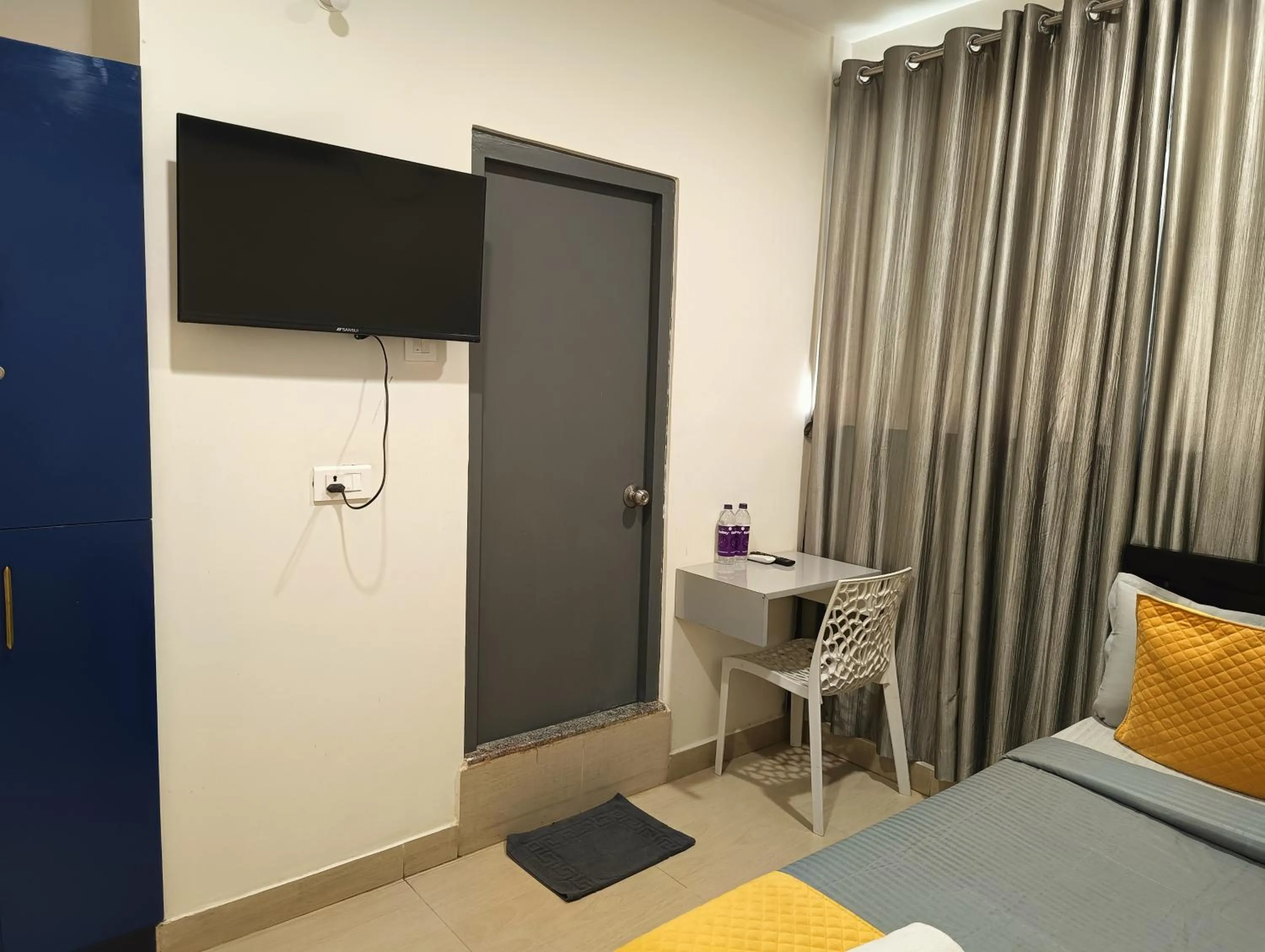 Bed in Yellow Bells Signature HITEC City