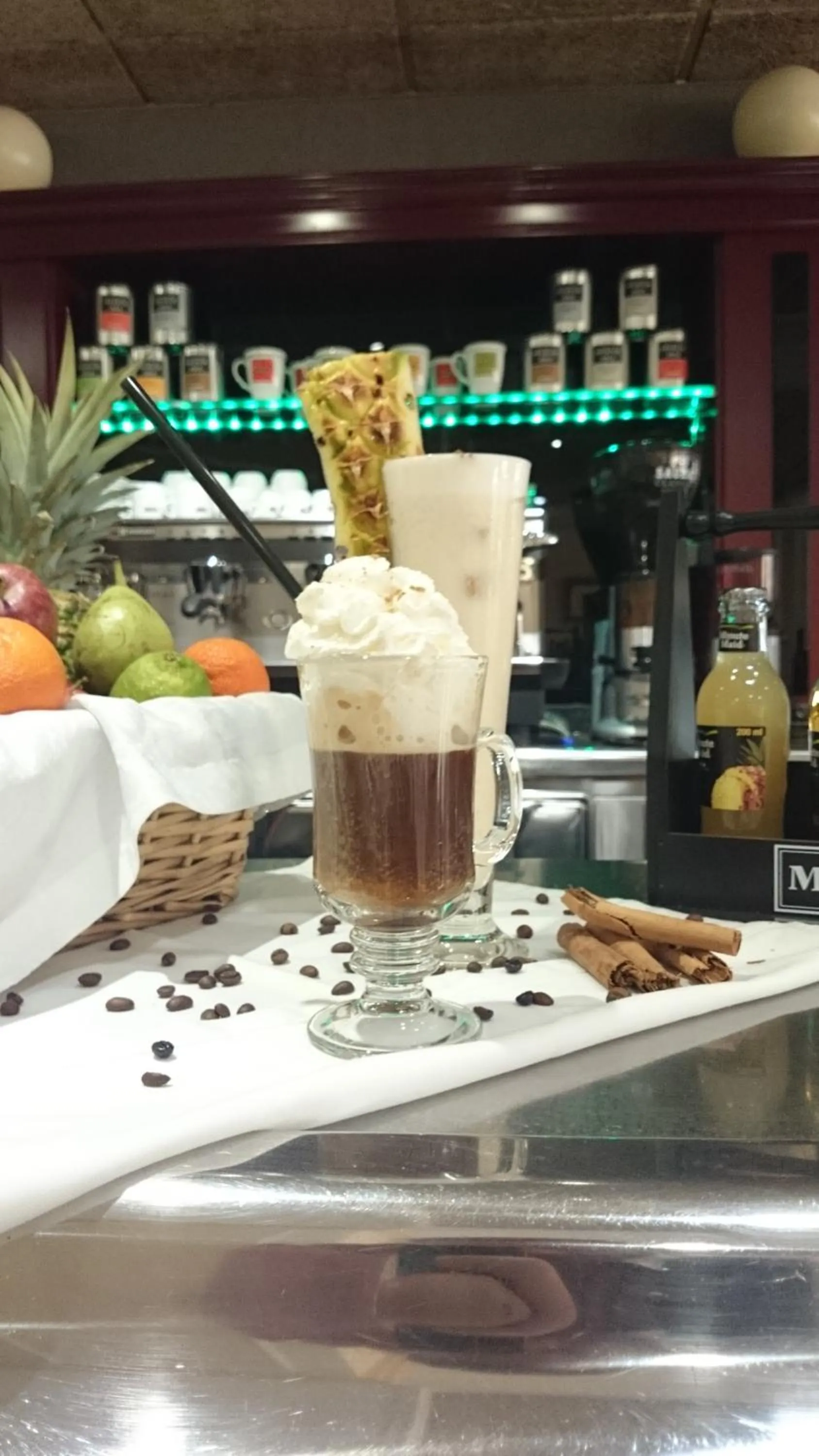 Lounge or bar in Hotel Astoria Park