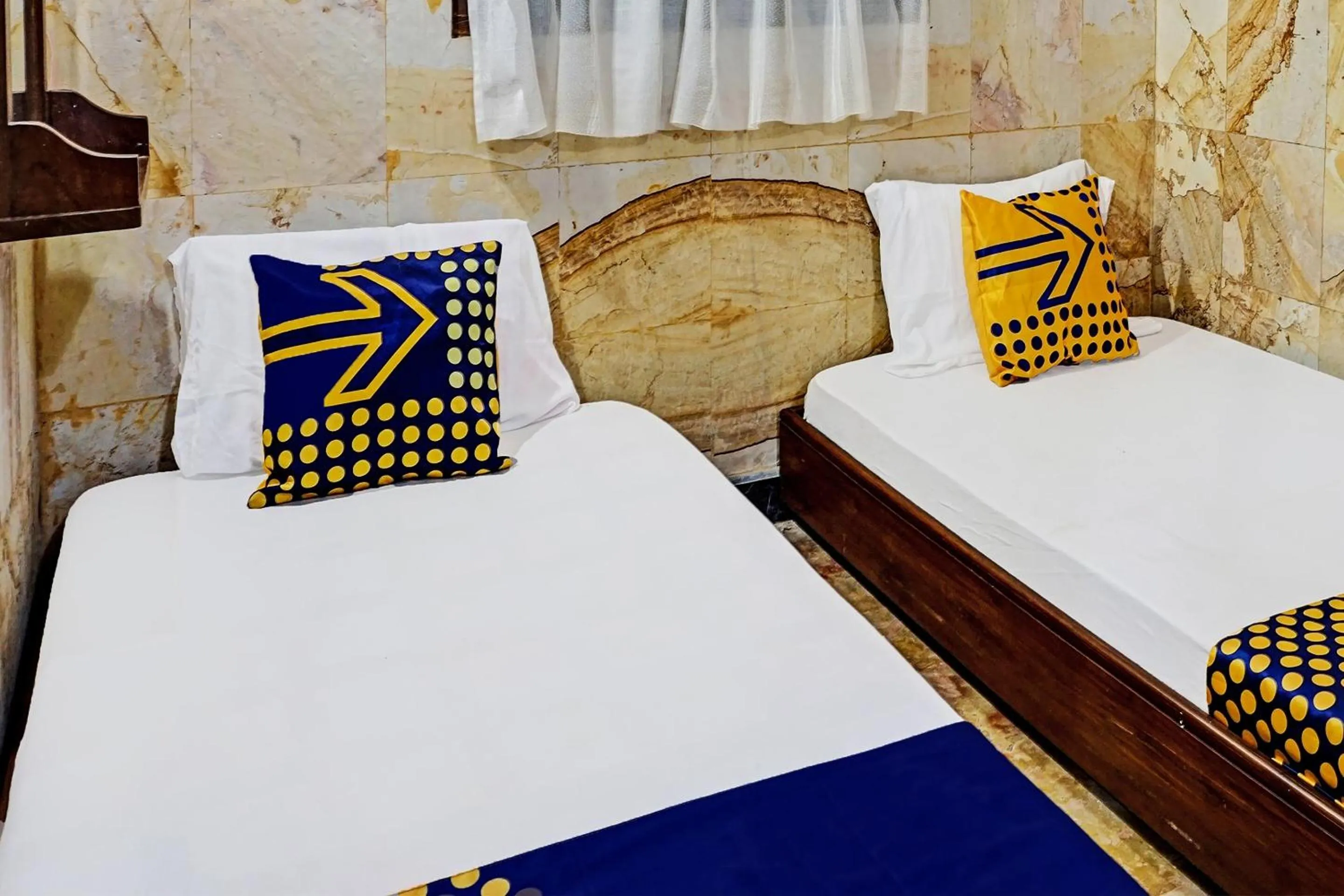 Bedroom, Bed in Hotel O Griyo Werdiningsih