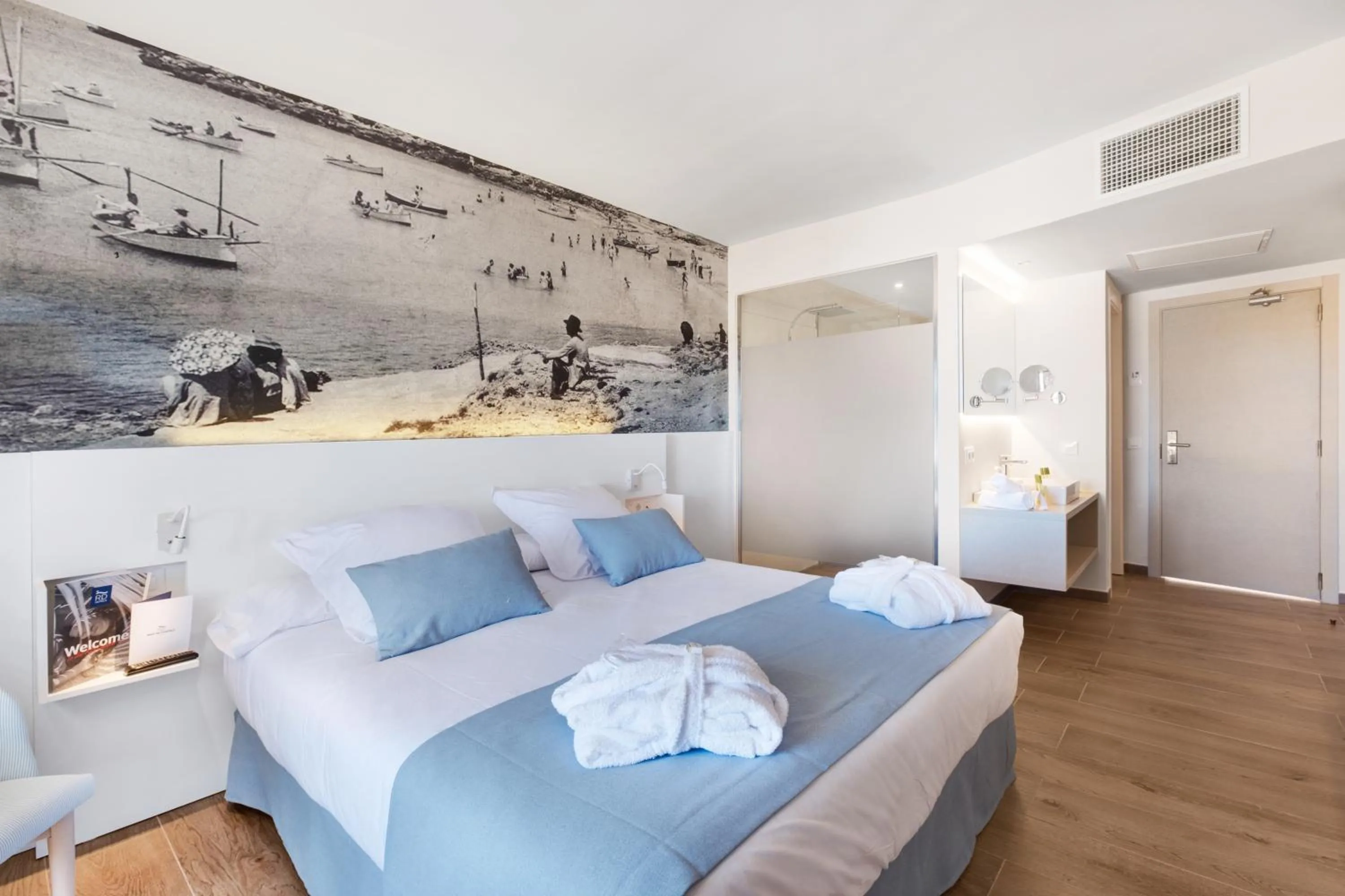 Bedroom, Bed in Tacande Portals