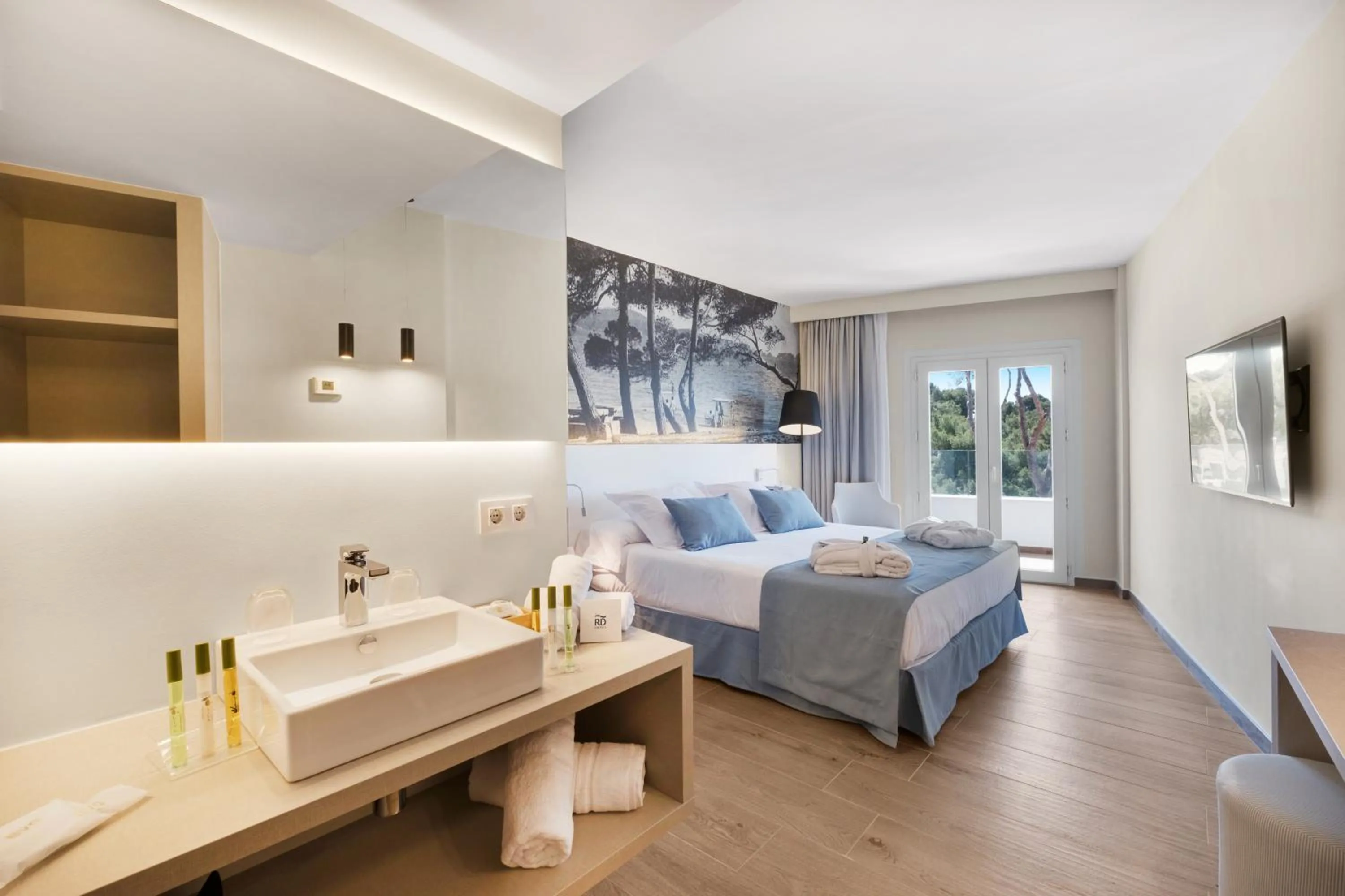 Bedroom, Bed in Tacande Portals