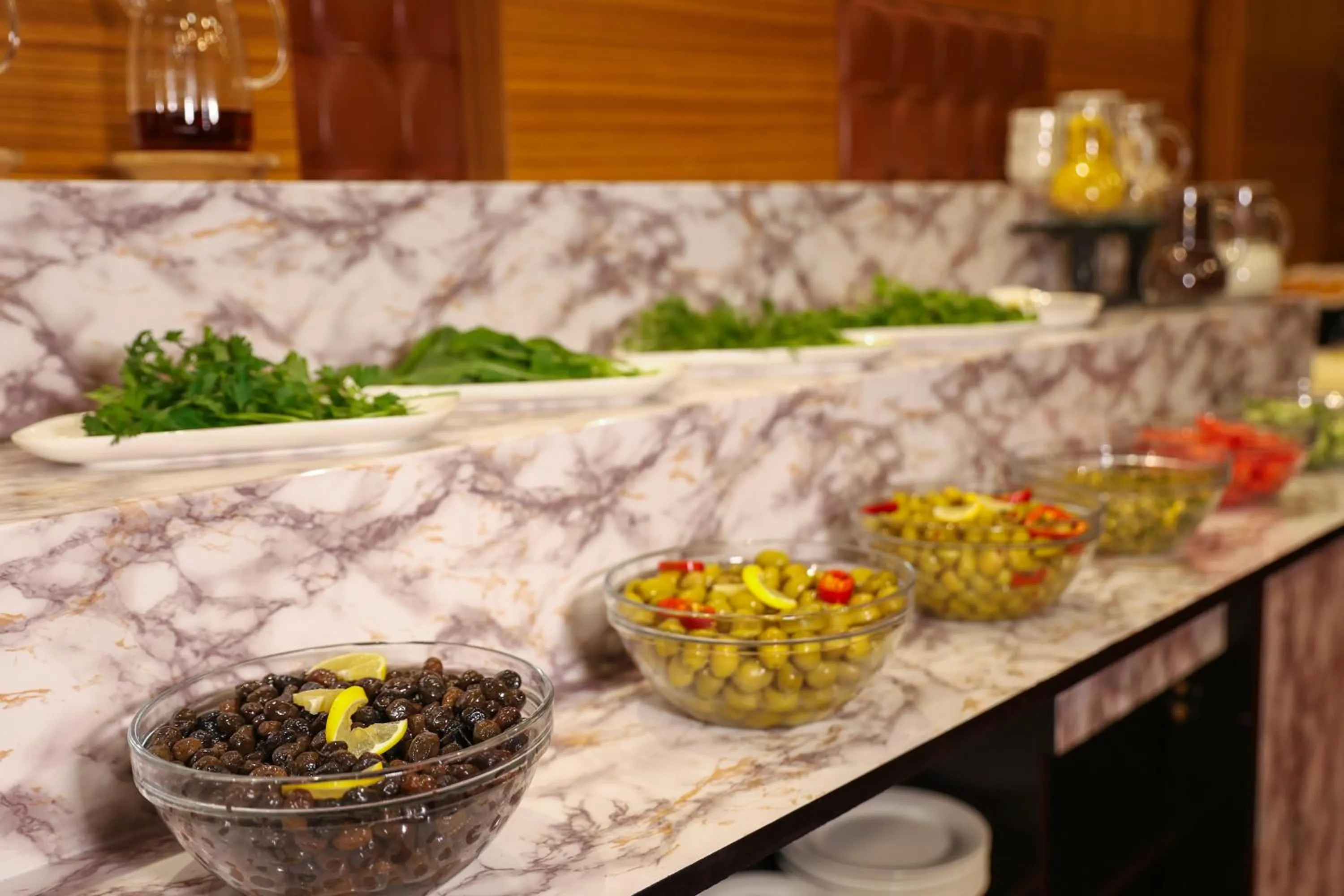 Restaurant/places to eat in The Hera Platinum Hotel