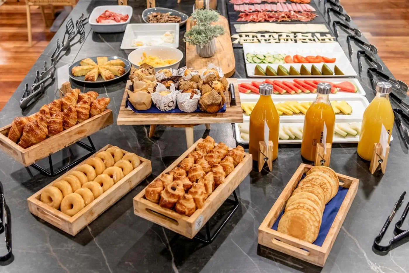 Breakfast in NM Suites by Escampa Hotels