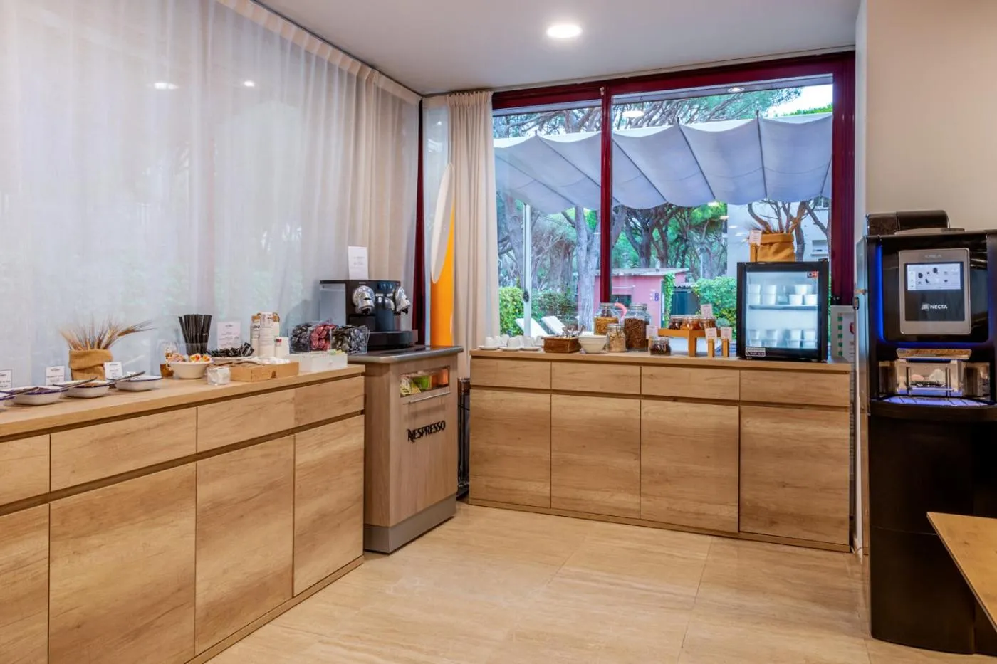 Buffet breakfast in NM Suites by Escampa Hotels