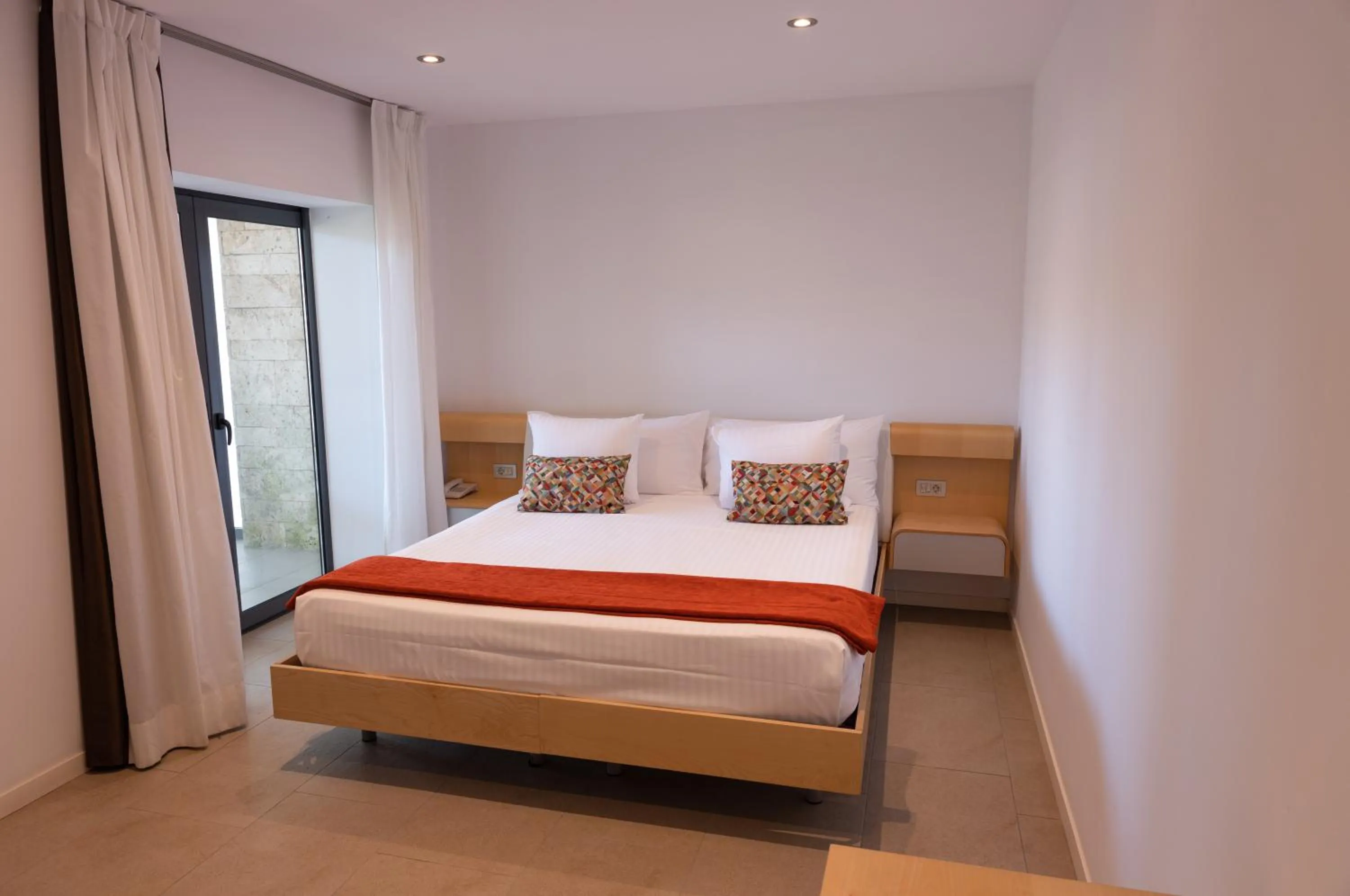 Bedroom, Bed in NM Suites by Escampa Hotels