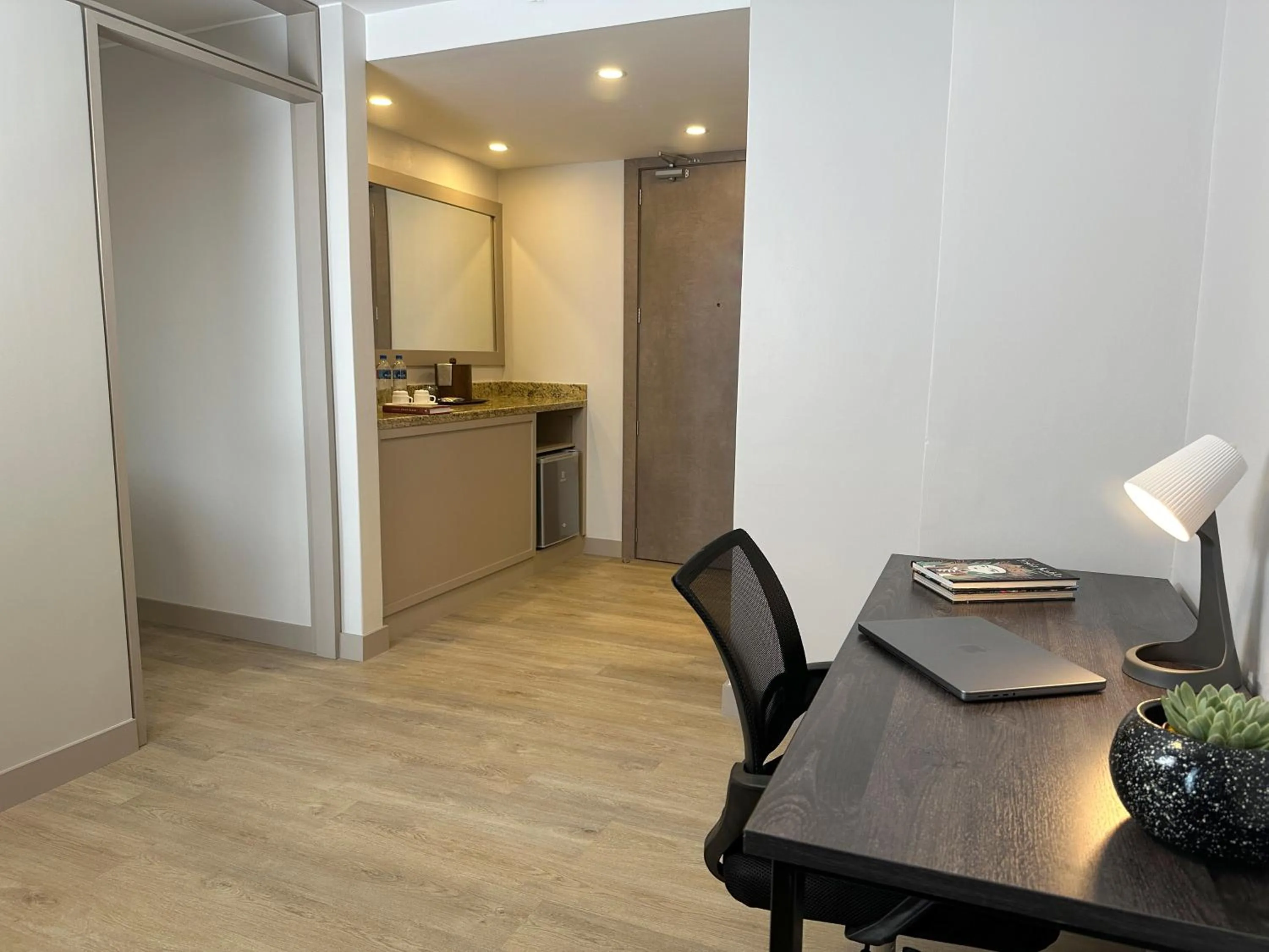 Living room in La Quinta by Wyndham Quito