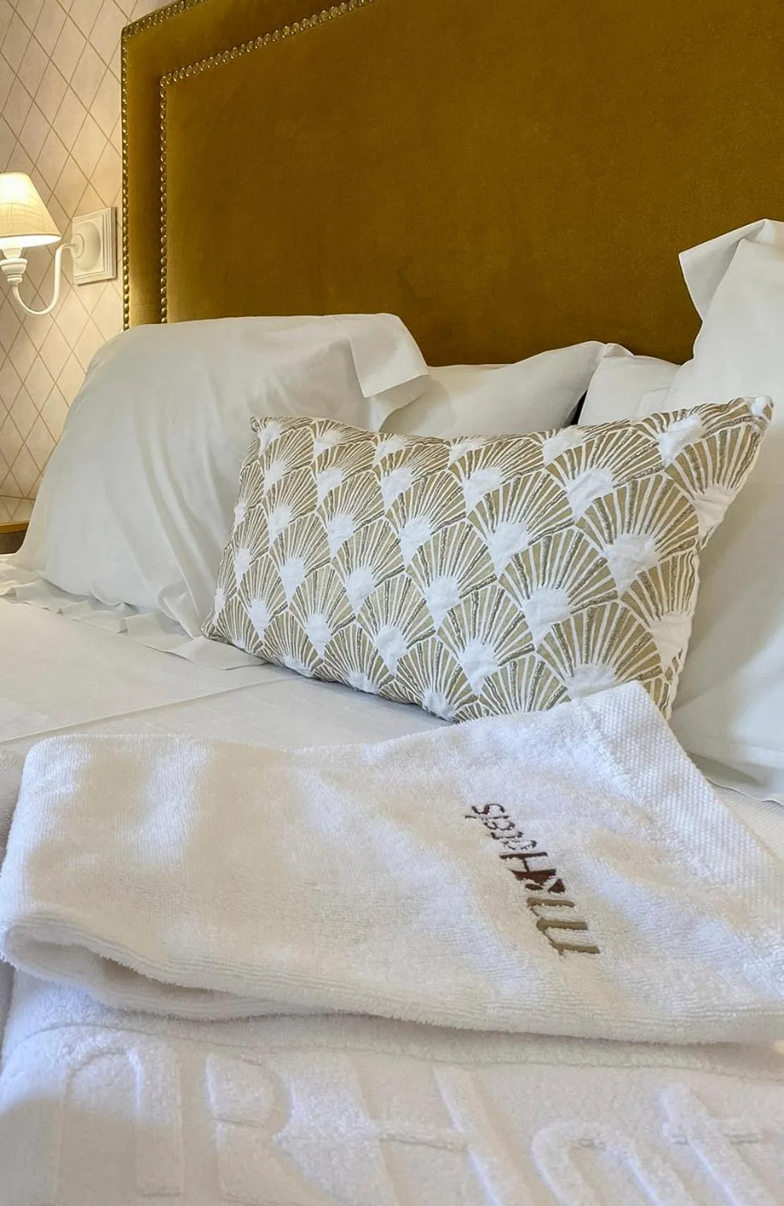 Bed in Hotel MR Les Rotes