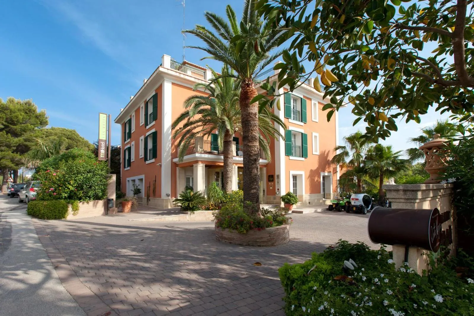 Off site in Hotel MR Les Rotes