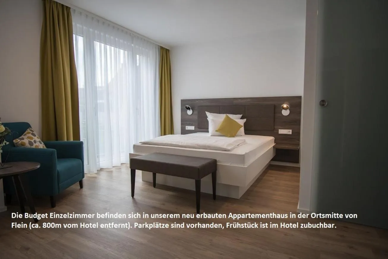 Bed in Wo der Hahn kräht