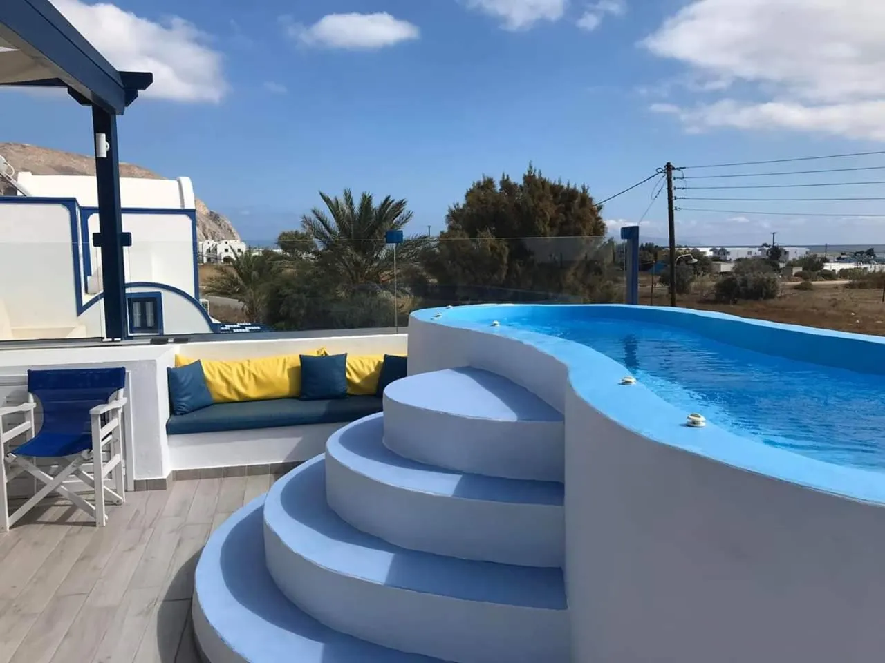 Pool view in Honeymoon Beach Studios