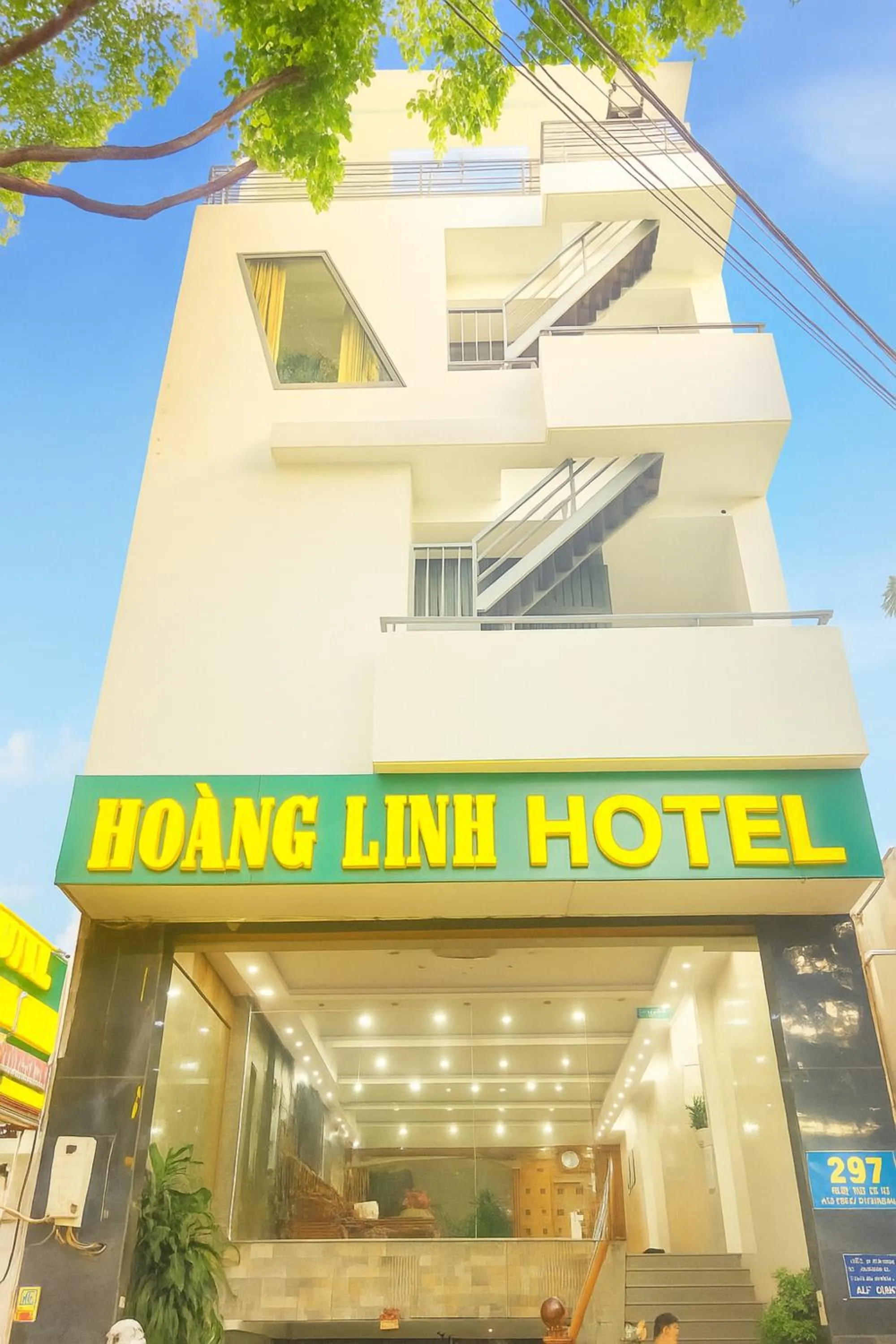Property building in Hoàng Linh Hotel