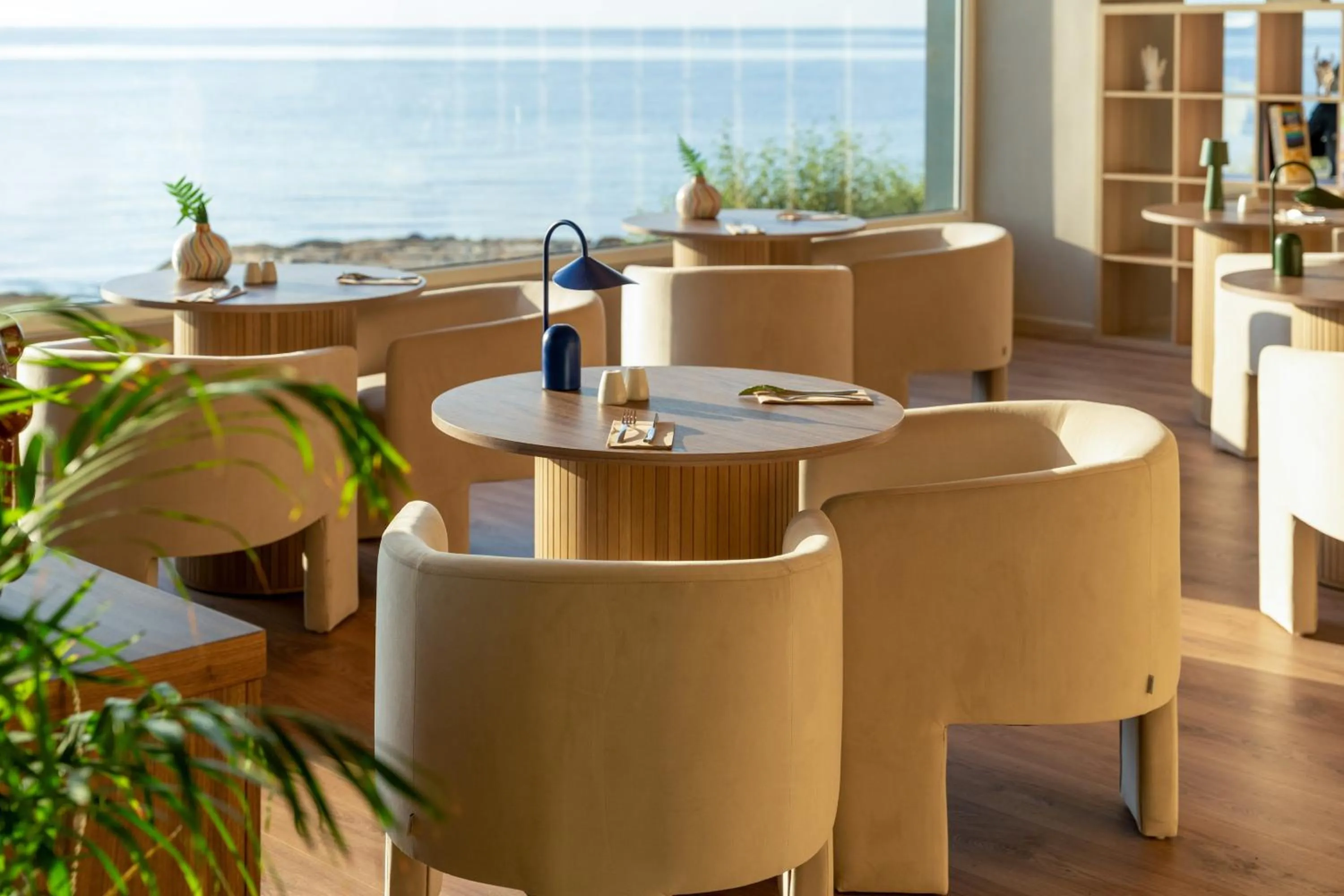 Restaurant/places to eat in INNSiDE by Meliá Alicante Porta Maris