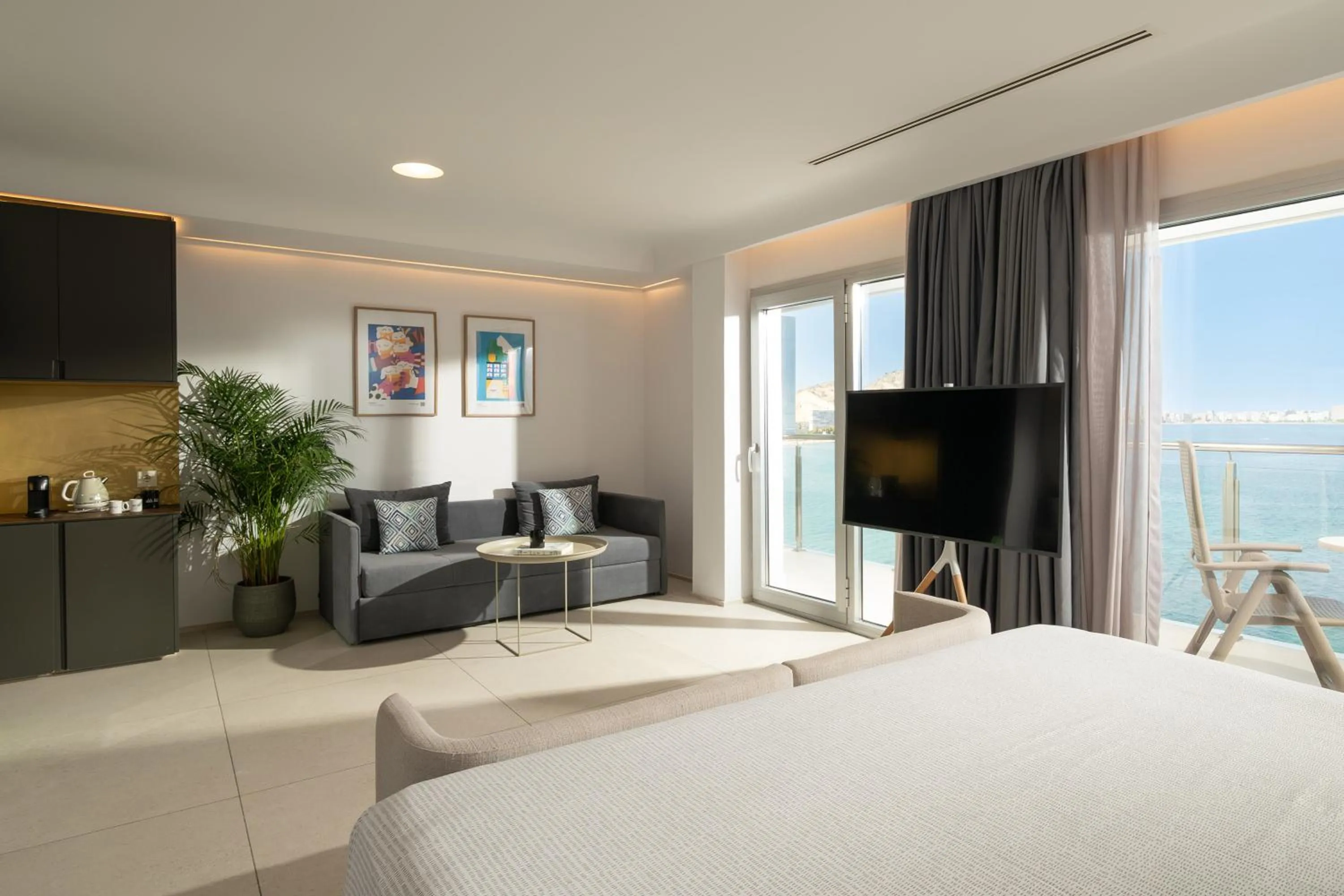 Bed in INNSiDE by Meliá Alicante Porta Maris