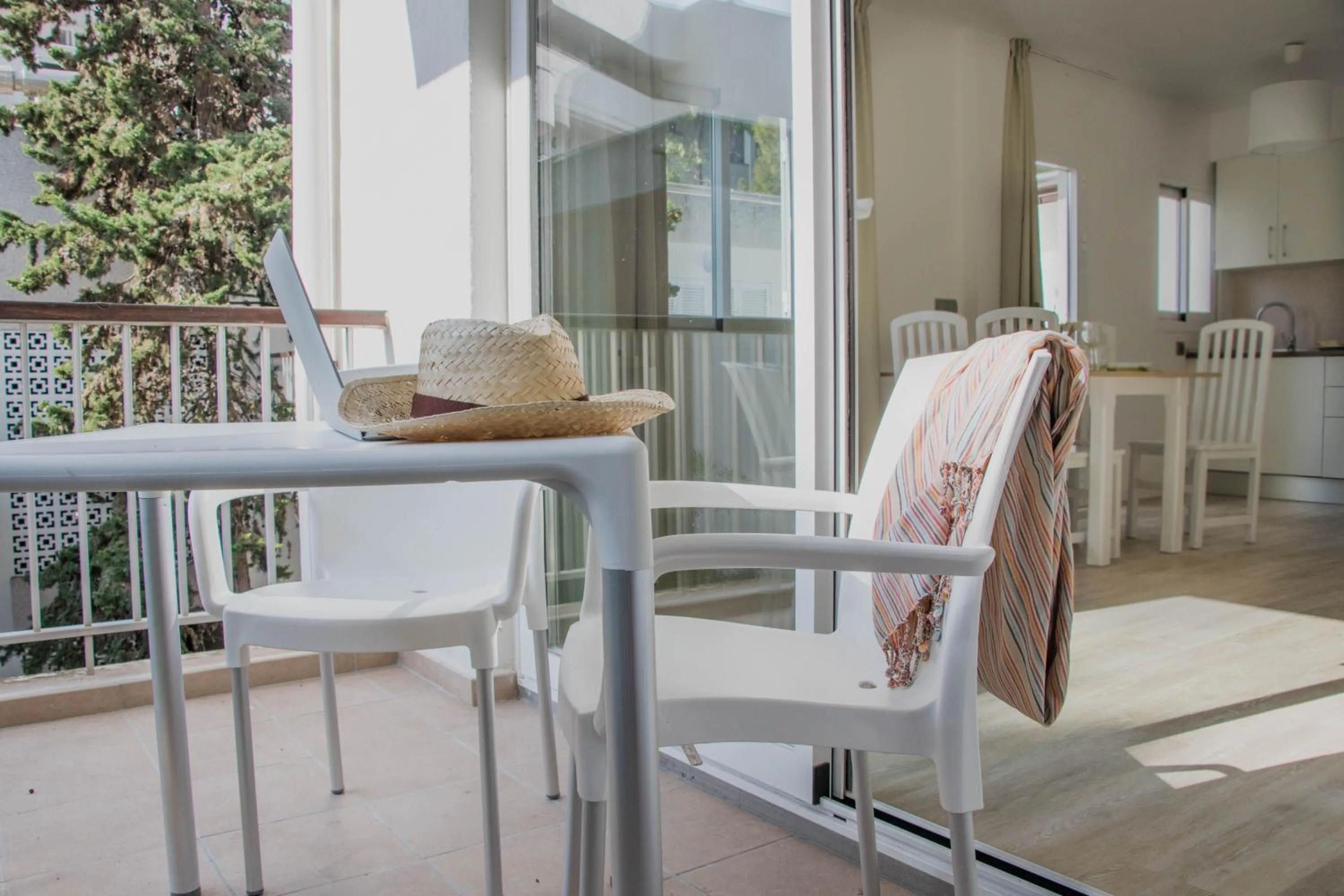 Photo of the whole room in Houm Plaza Son Rigo