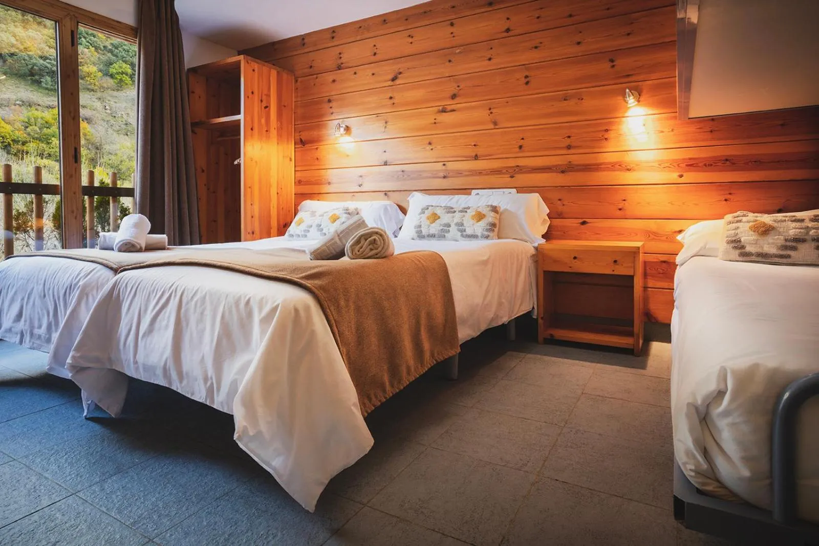 Photo of the whole room, Bed in Hotel Restaurant Les Brases