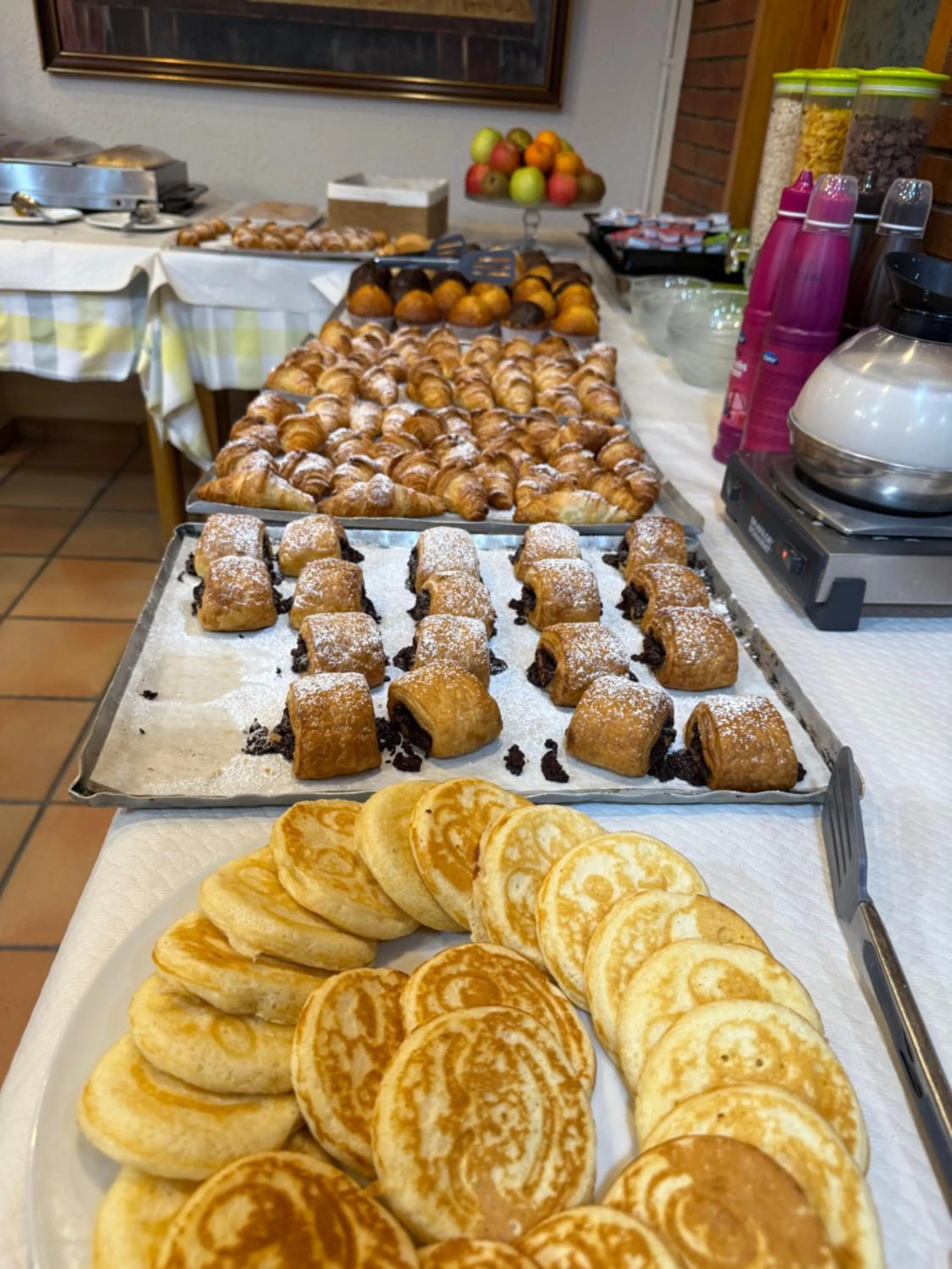 Breakfast in Hotel Restaurant Les Brases