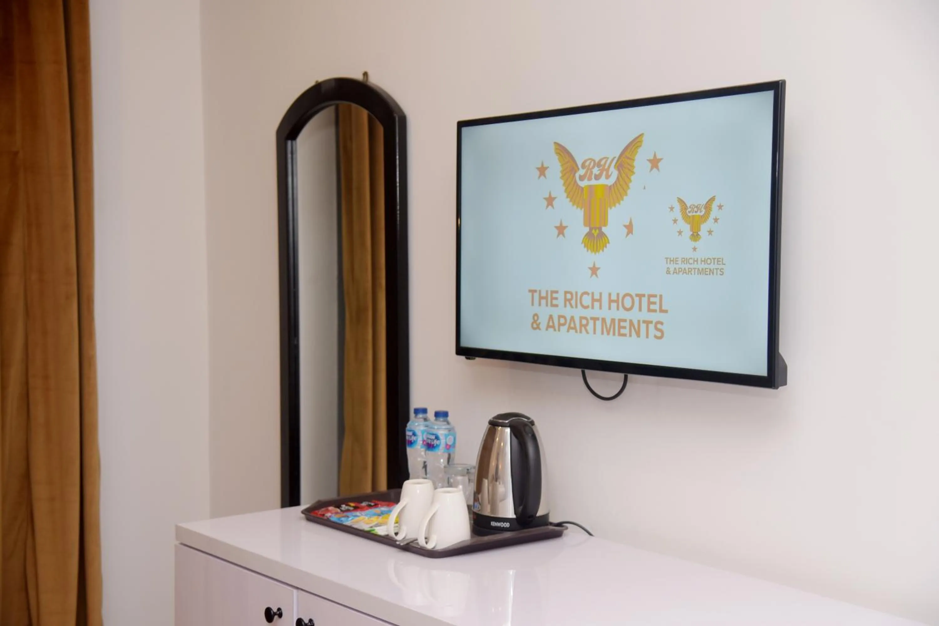 The Rich Hotel & Apartments