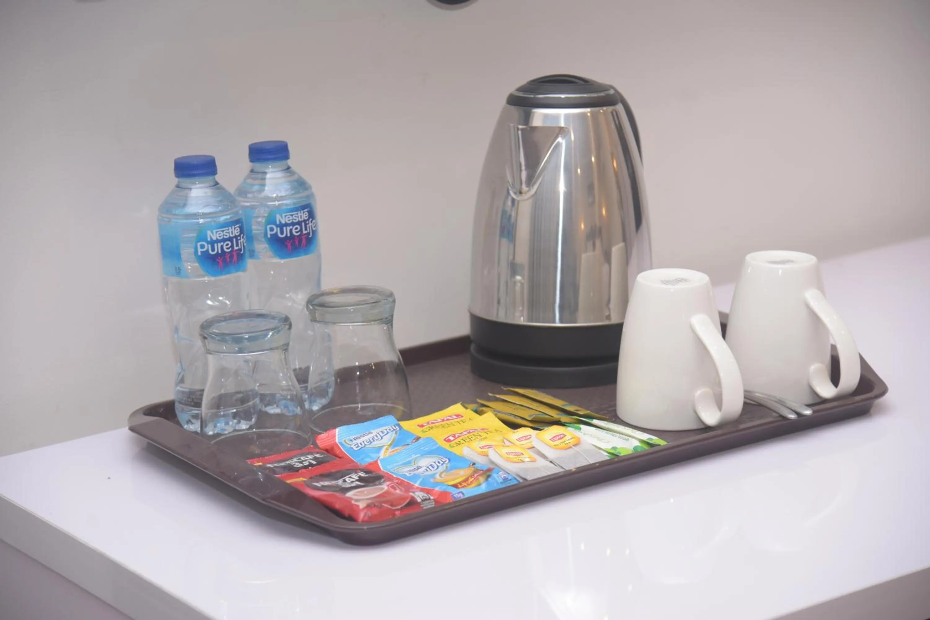 Coffee/tea facilities in The Rich Hotel & Apartments