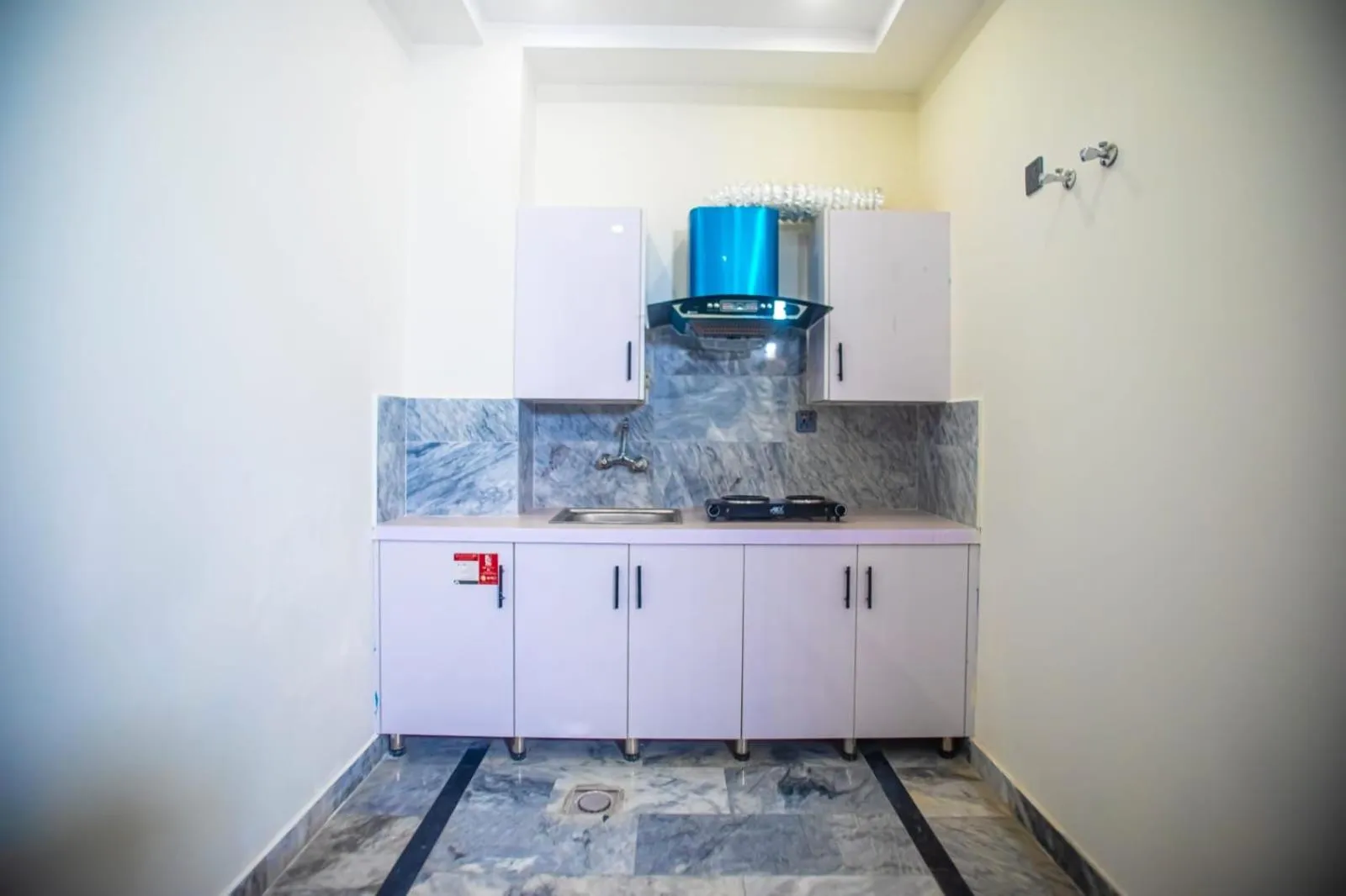 The Rich Hotel & Apartments