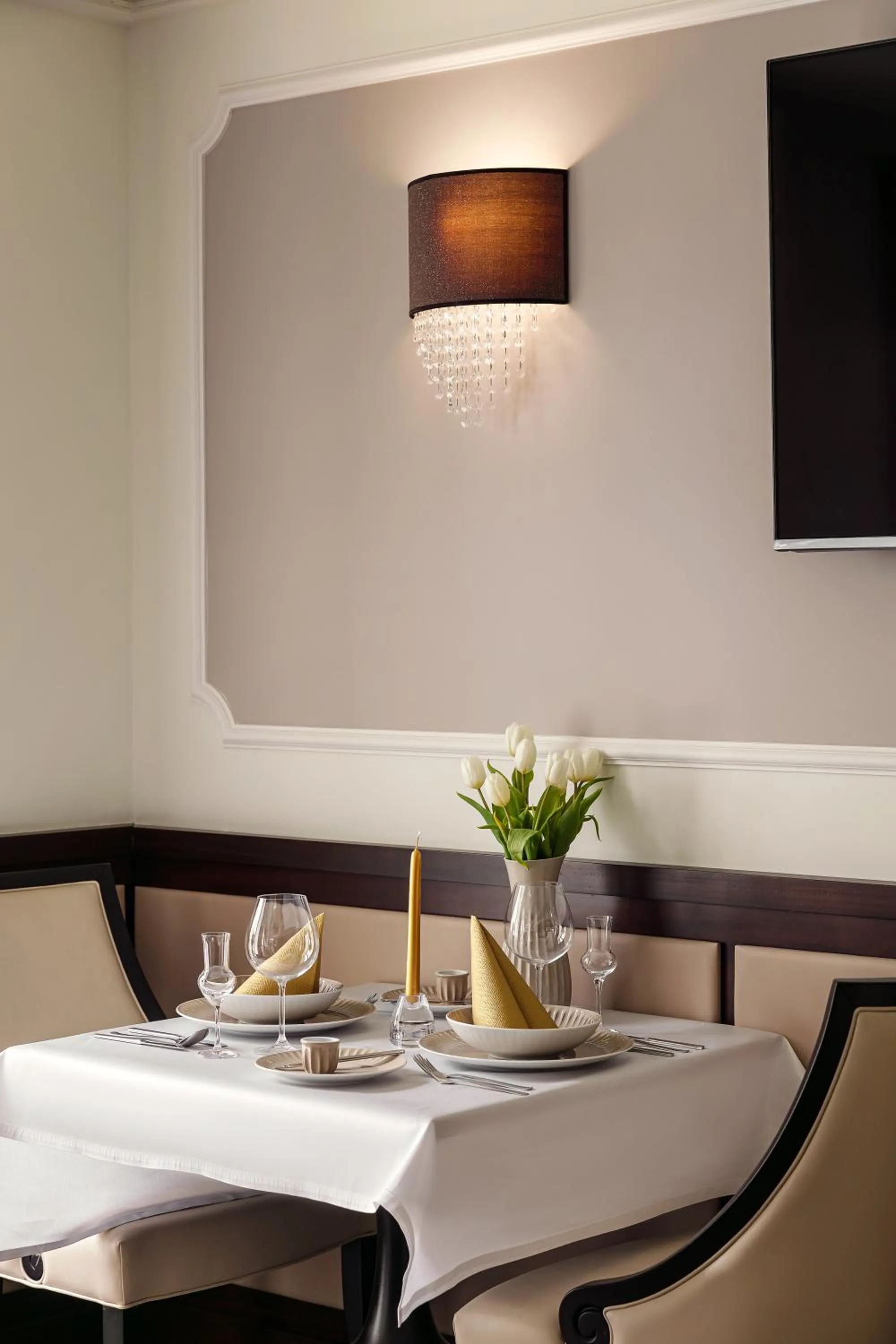 Restaurant/places to eat in Boutique Hotel Saxonia