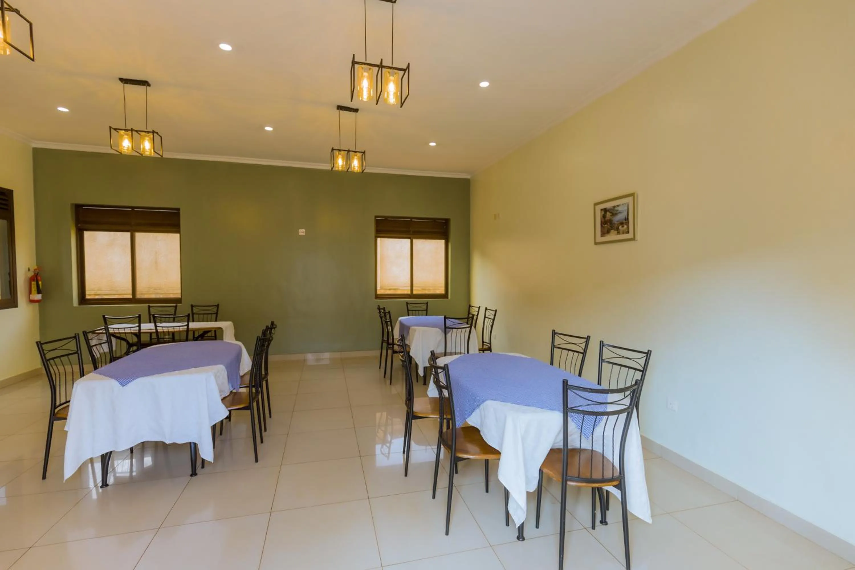 Restaurant/places to eat in KAMI LUXURY APARTMENTS